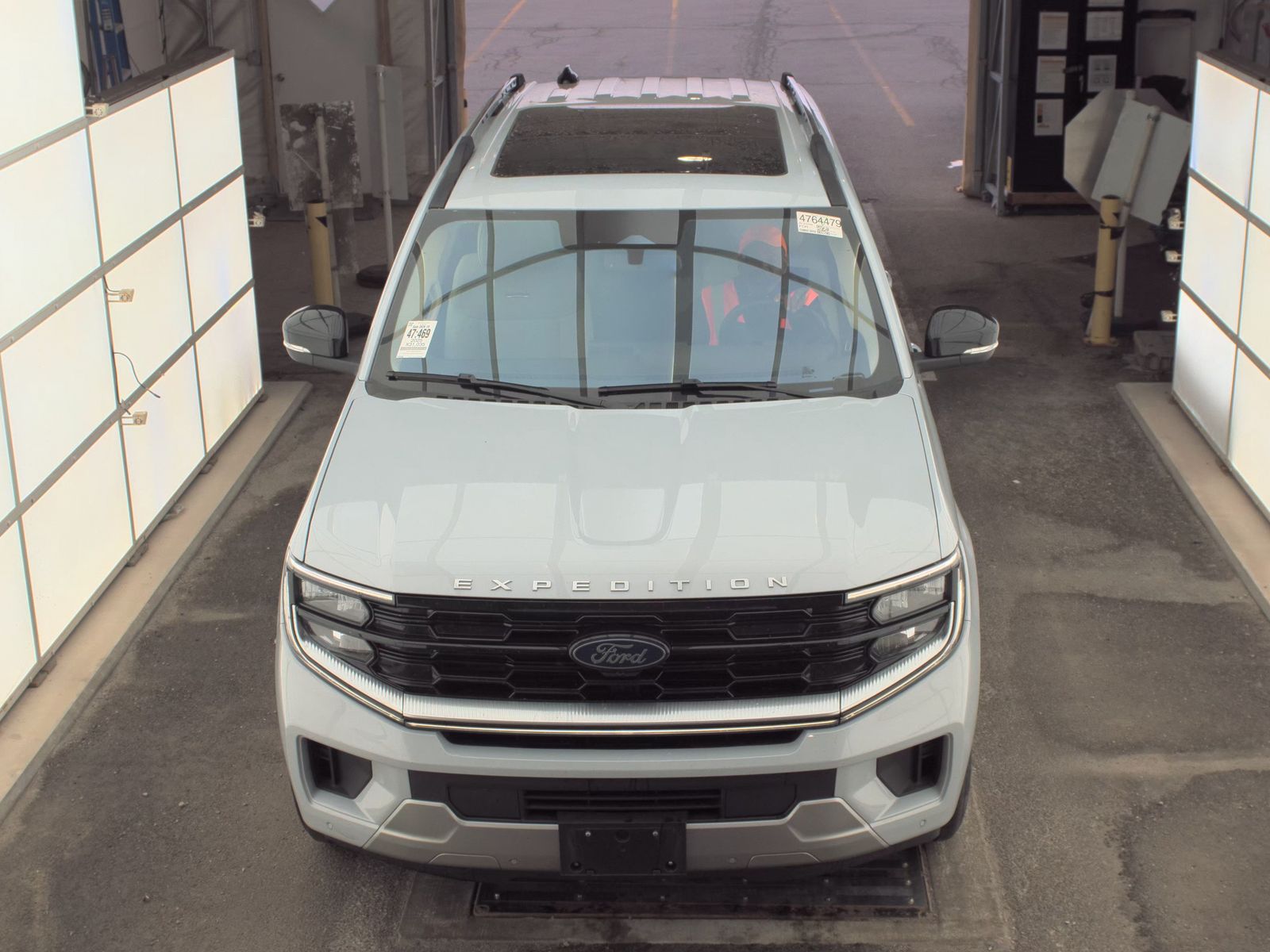 FORD EXPEDITION - 3