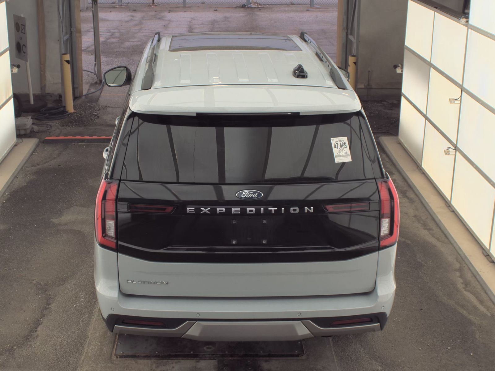 FORD EXPEDITION - 7