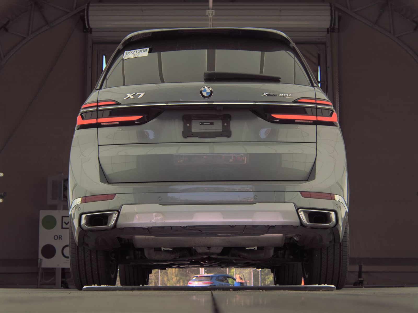 2025 BMW X7 xDrive40i AWD