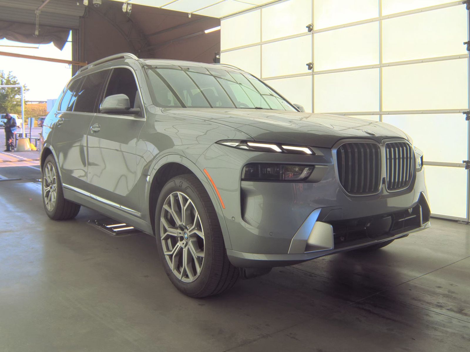 2025 BMW X7 xDrive40i AWD