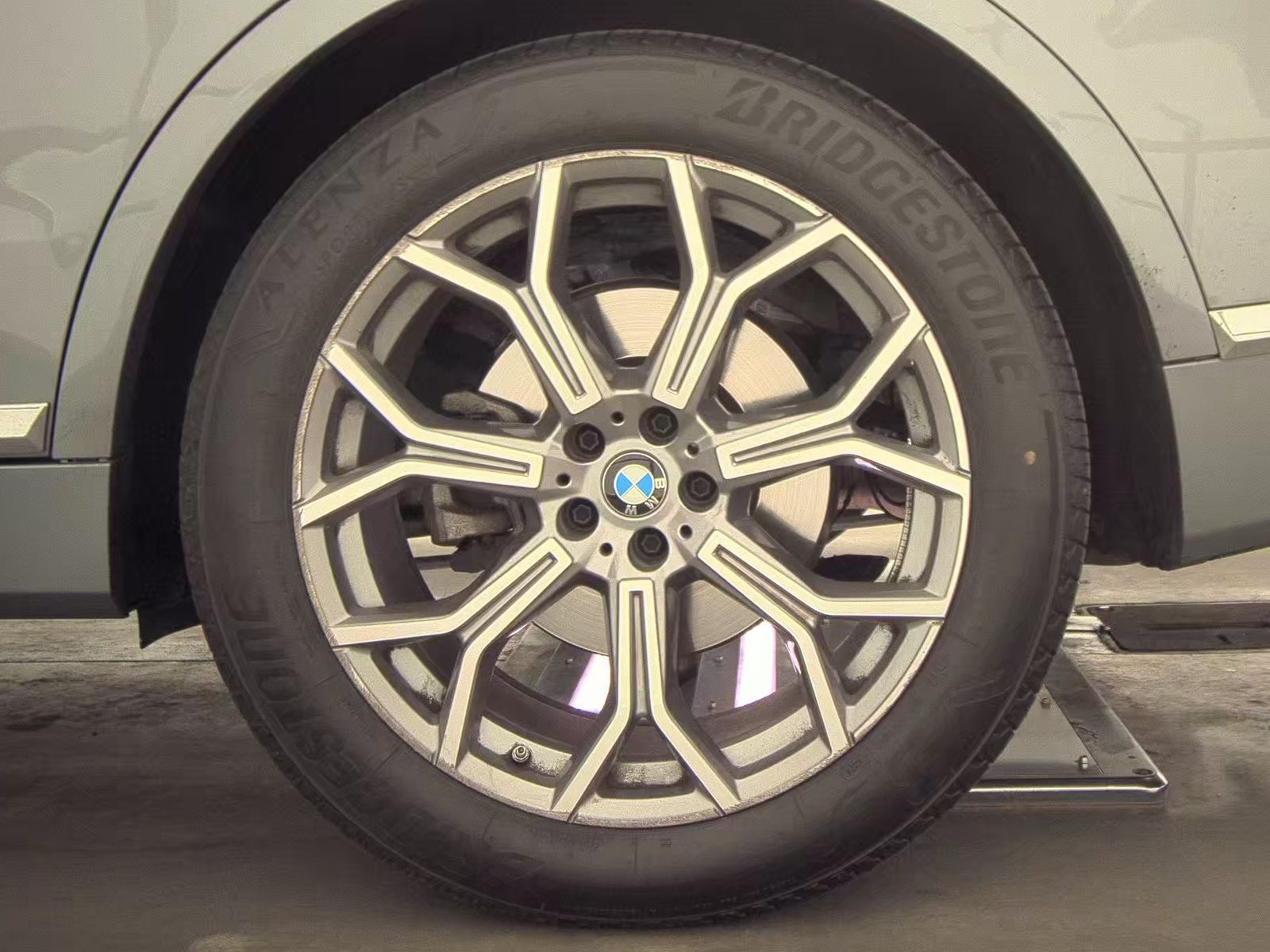2025 BMW X7 xDrive40i AWD