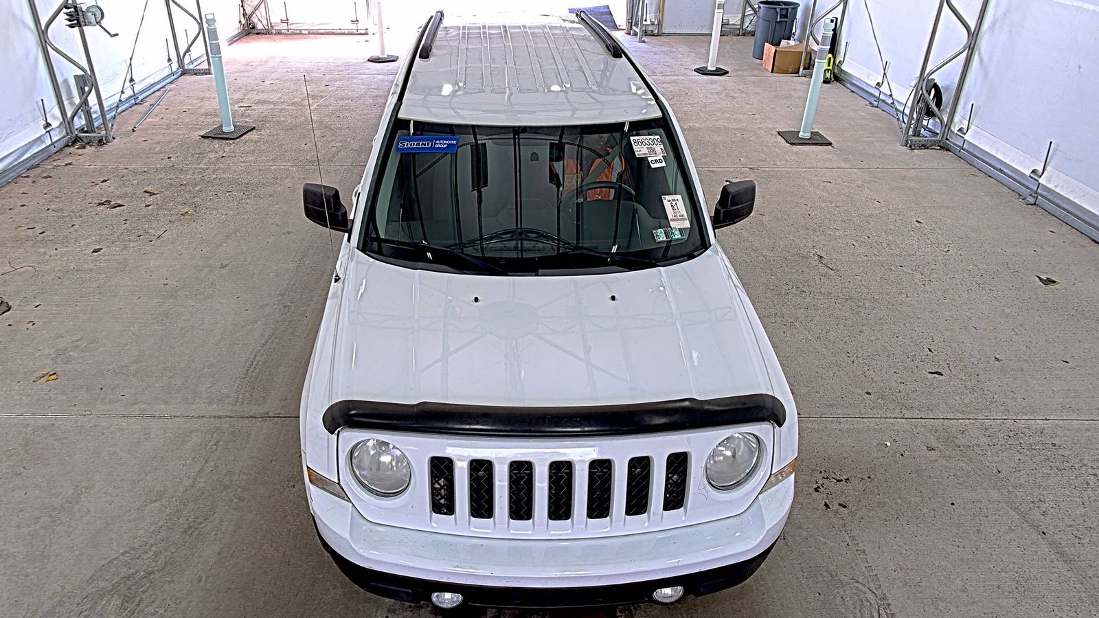 JEEP LATITUDE - 3