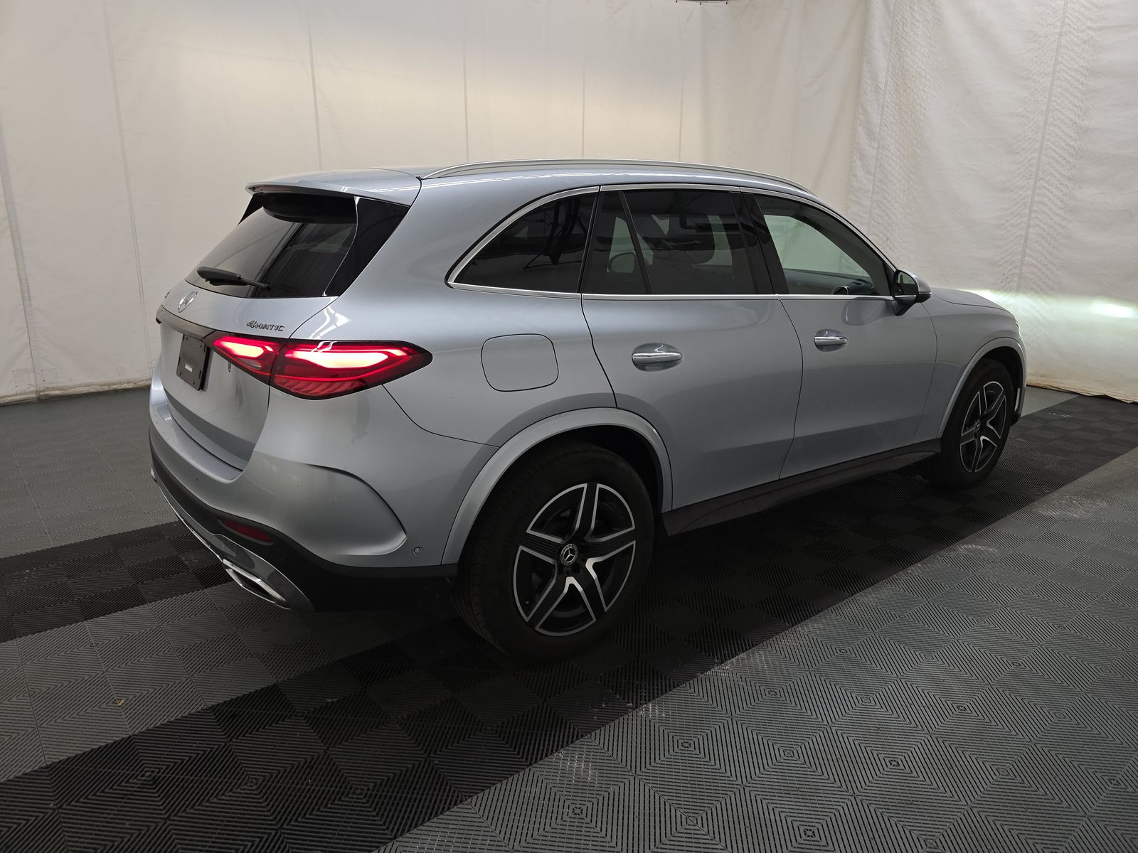 MERCEDES-BENZ GLC - 5