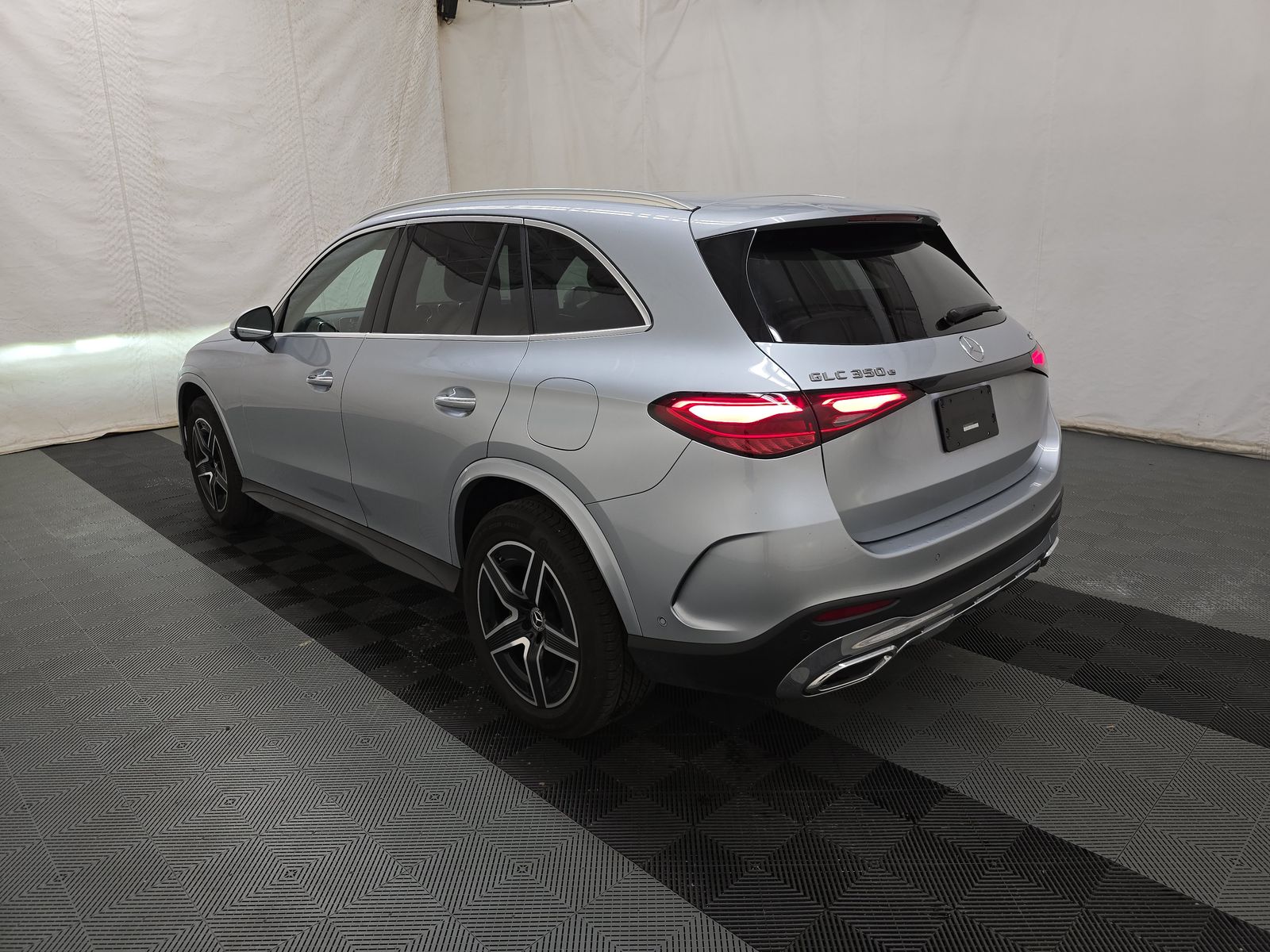 MERCEDES-BENZ GLC - 7