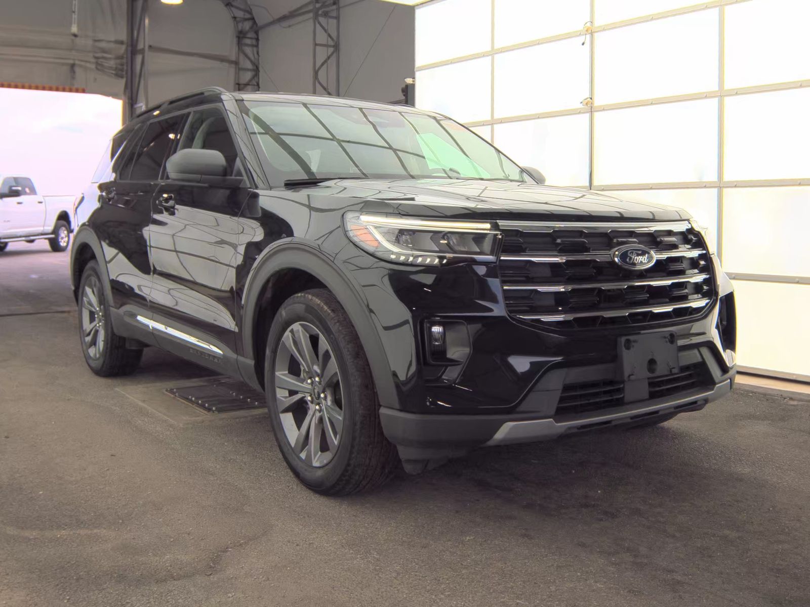 FORD EXPLORER - 5