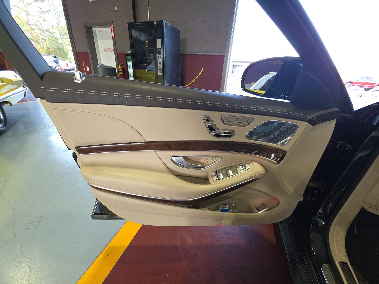 MERCEDES-BENZ S-CLASS - 10