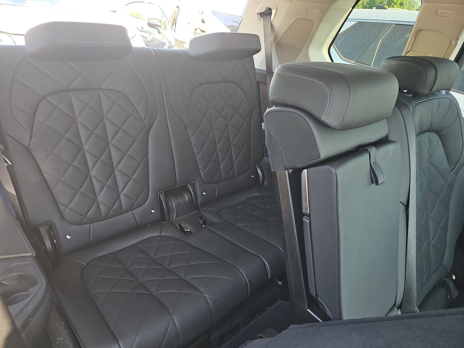 2025 BMW X7 xDrive40i AWD