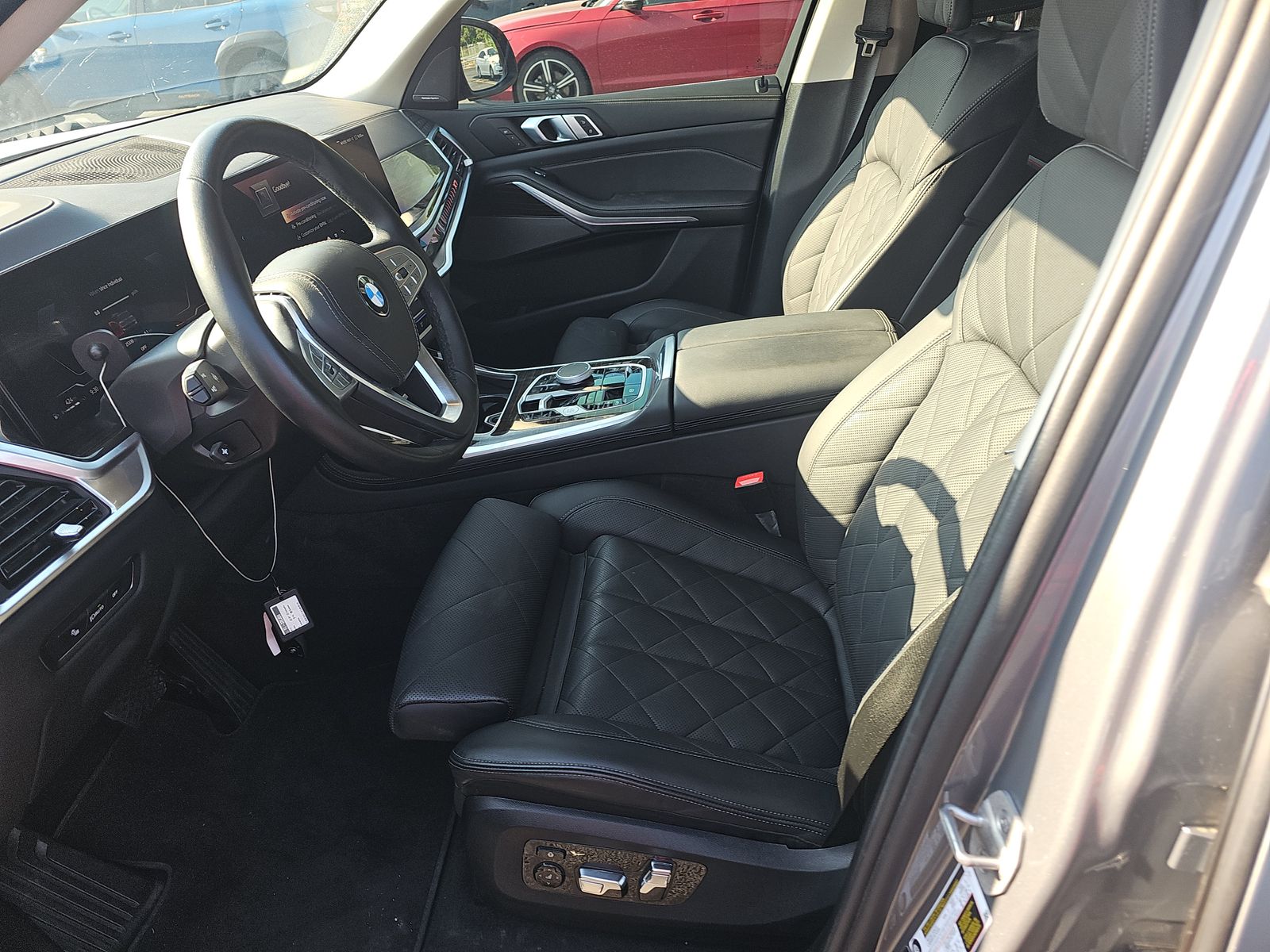 2025 BMW X7 xDrive40i AWD