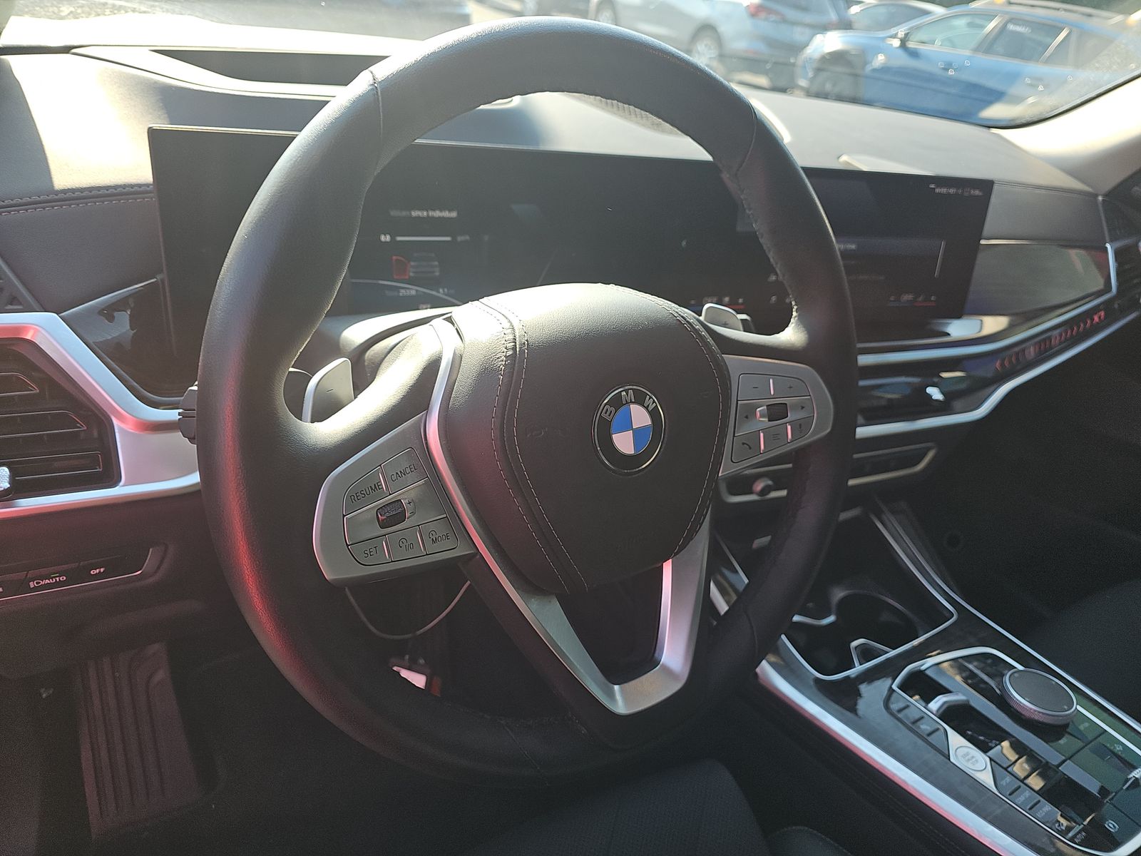 2025 BMW X7 xDrive40i AWD