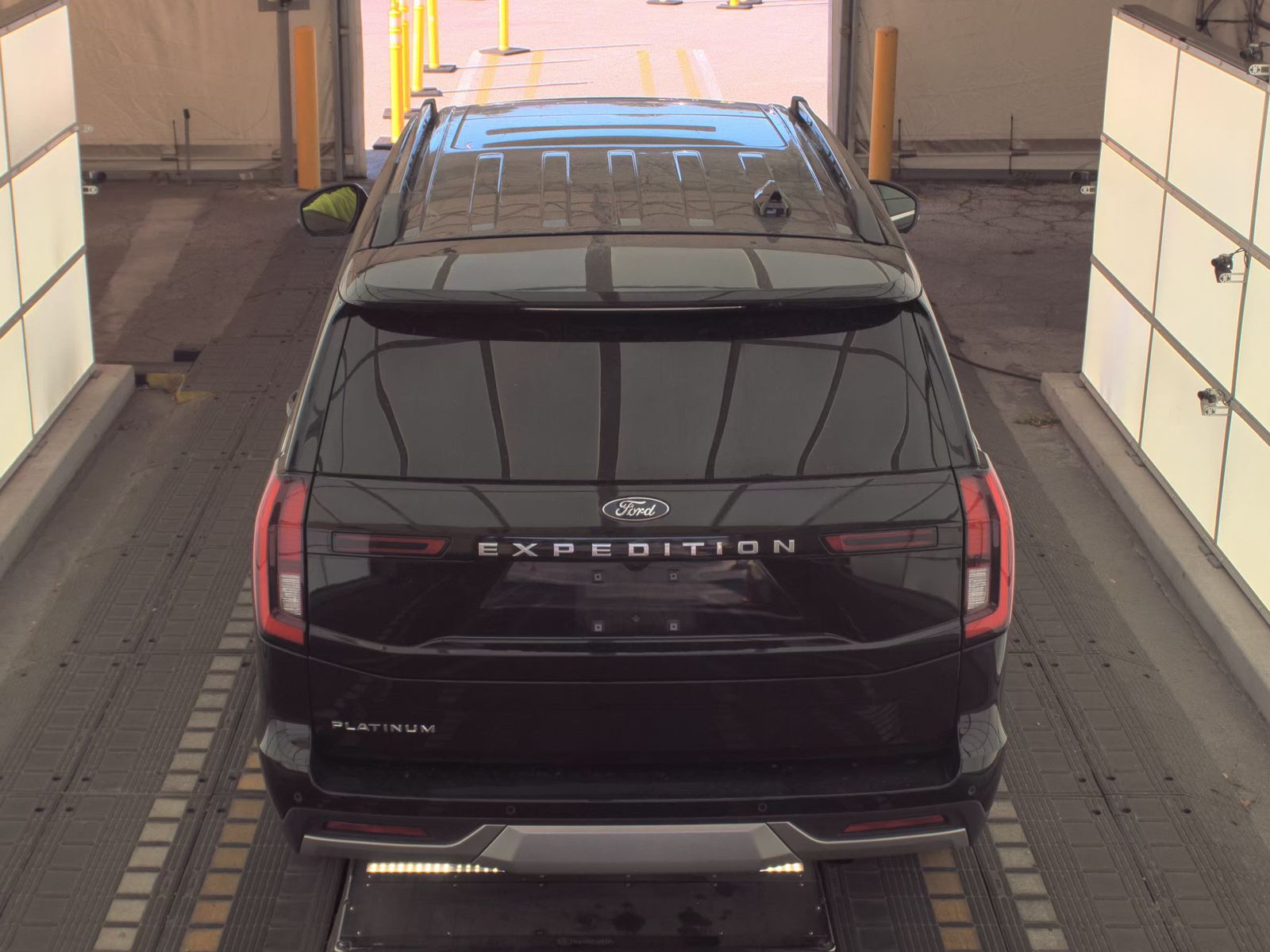FORD EXPEDITION - 7