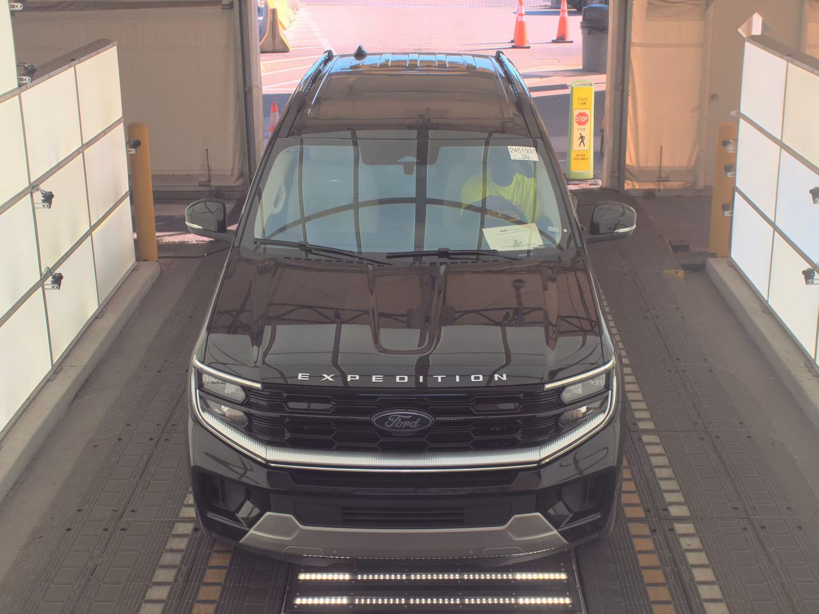 FORD EXPEDITION - 3
