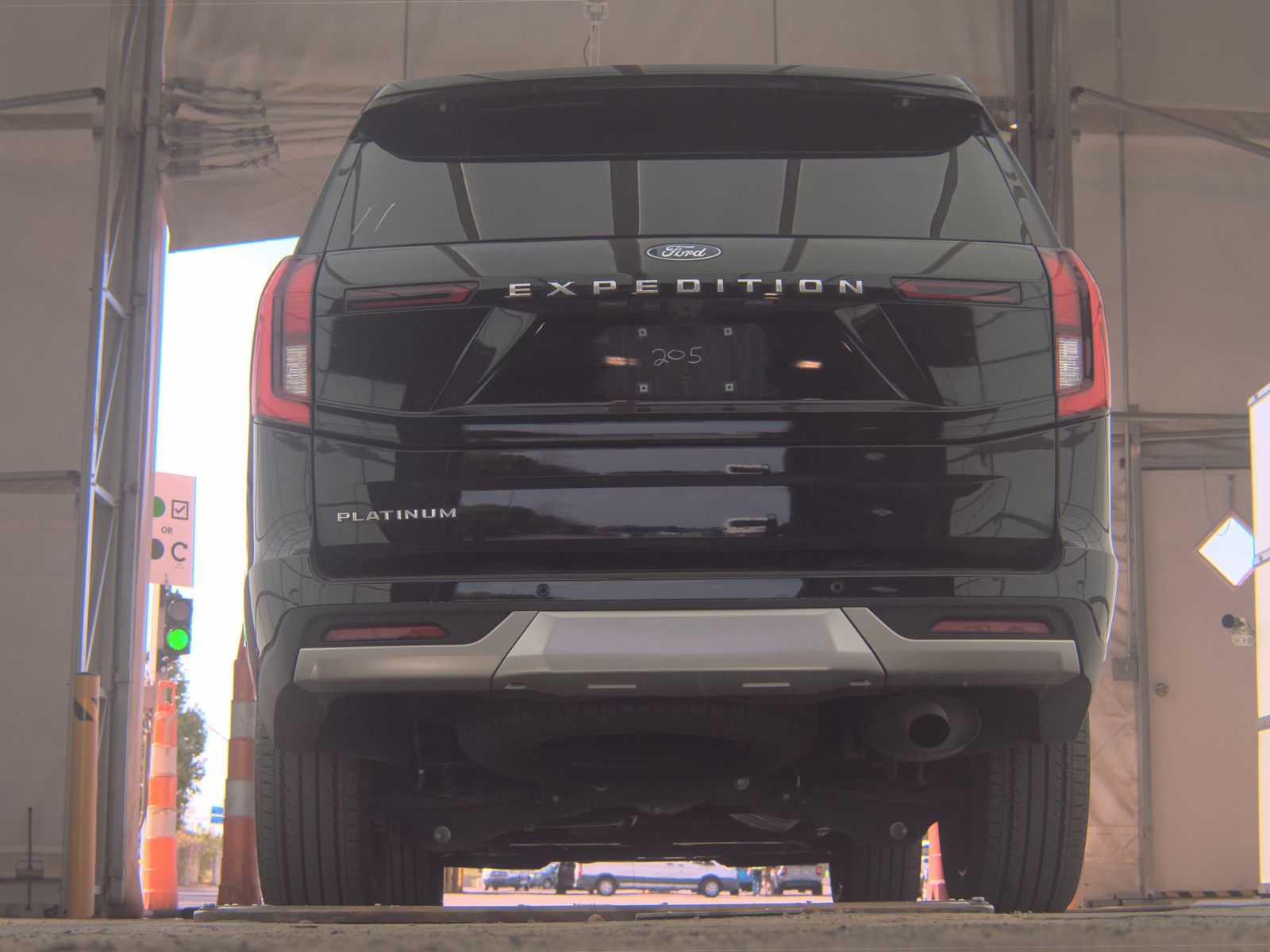 FORD EXPEDITION - 8