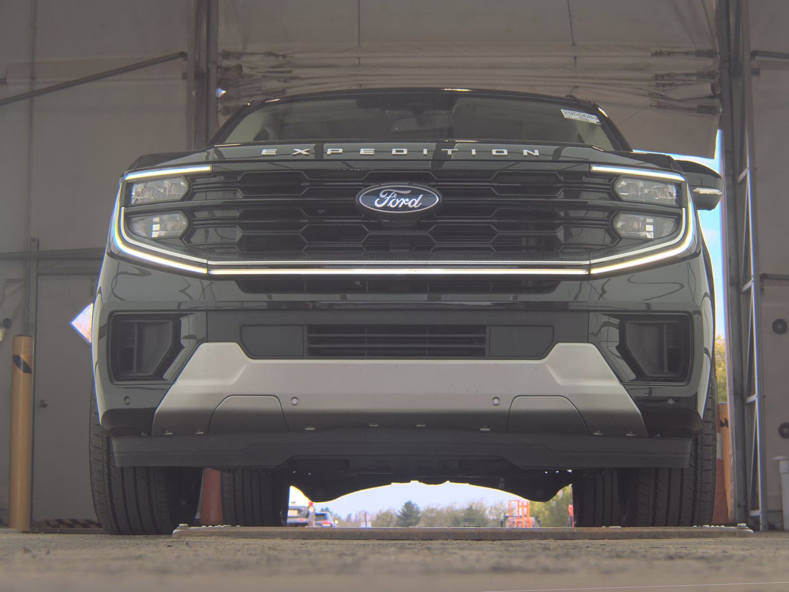 FORD EXPEDITION - 4