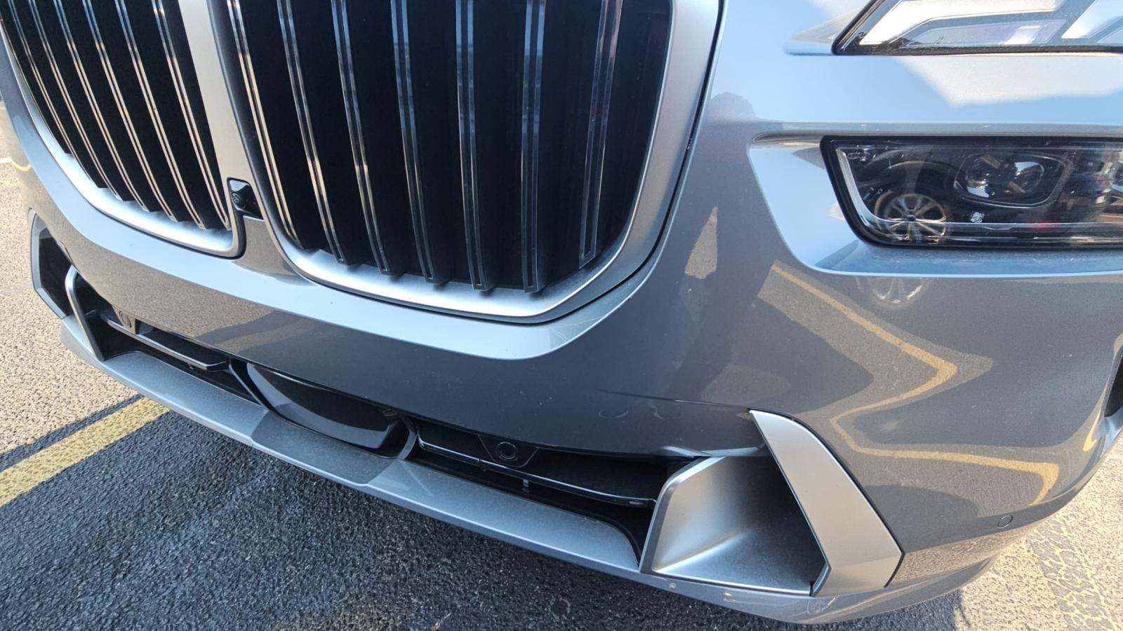 2025 BMW X7 xDrive40i AWD