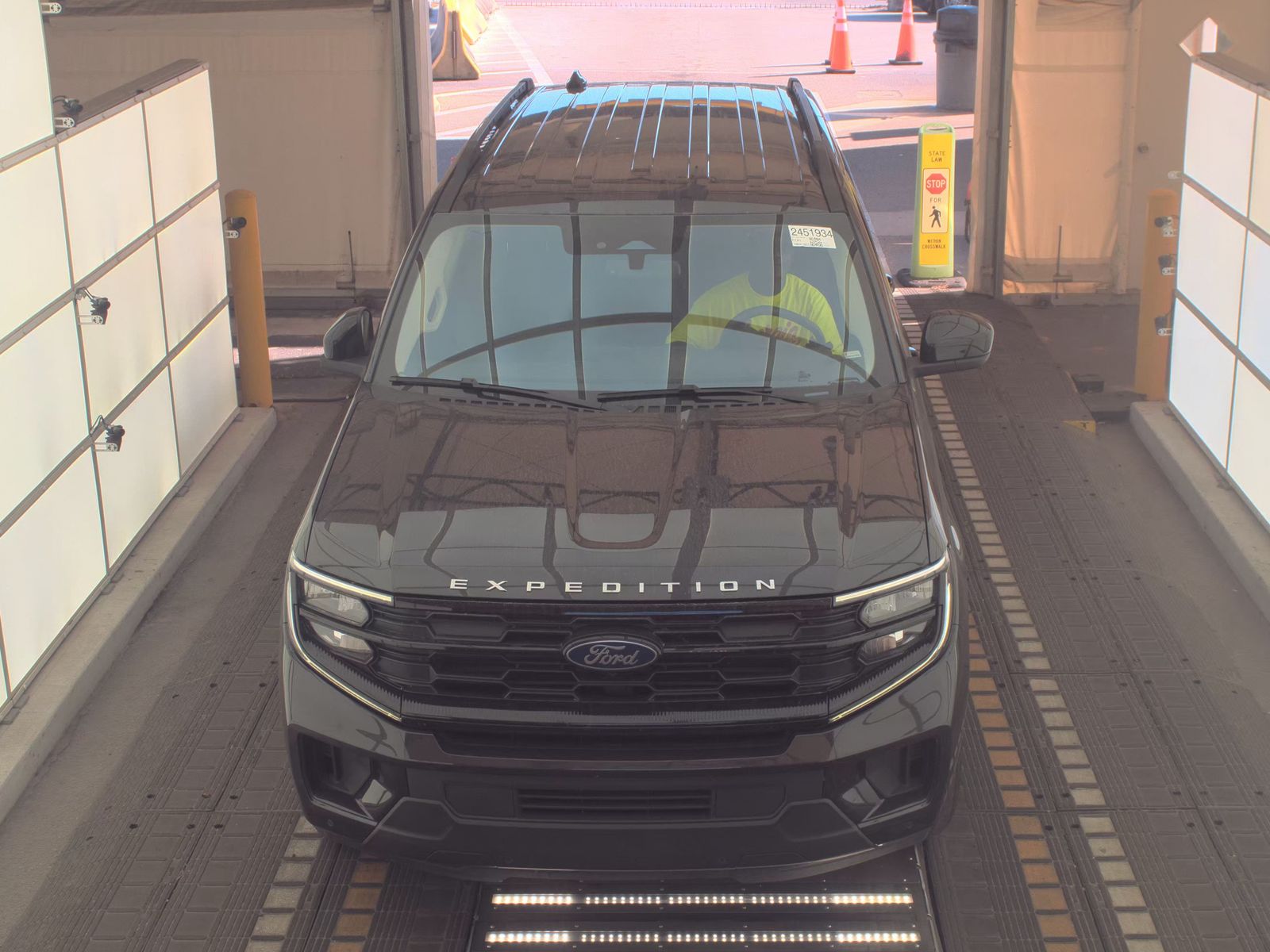 FORD EXPEDITION - 3