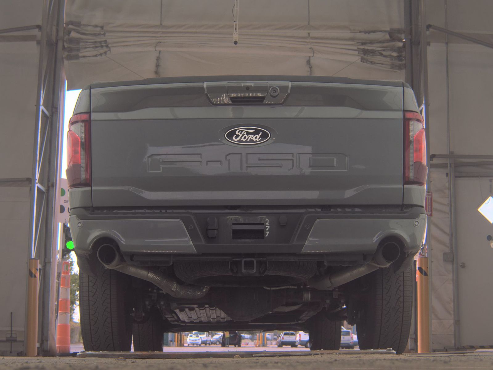 FORD F-150 - 8