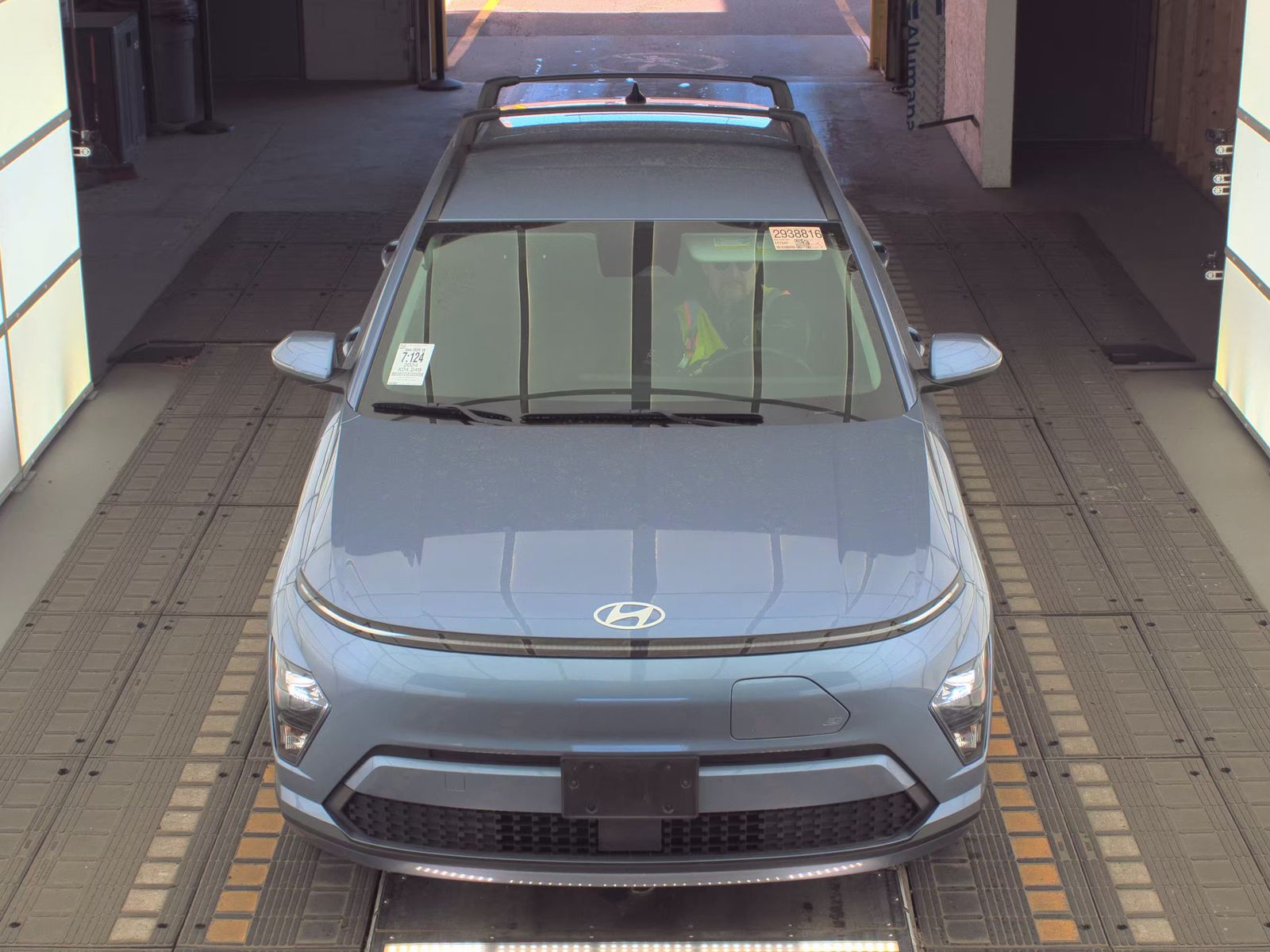 HYUNDAI SEL - 3