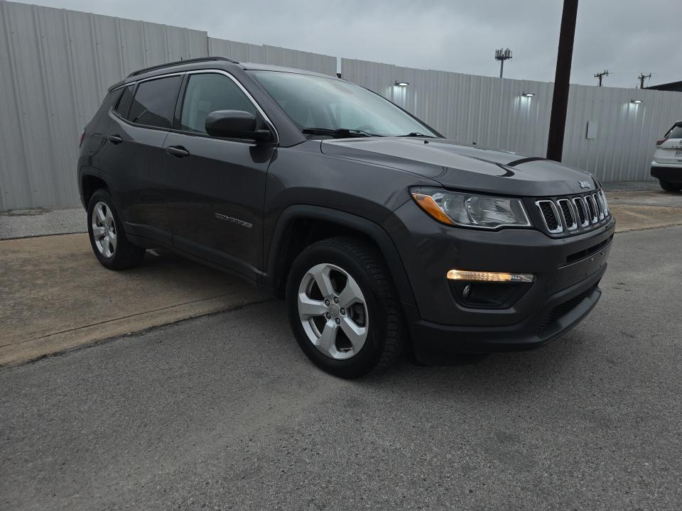 JEEP LATITUDE - 4