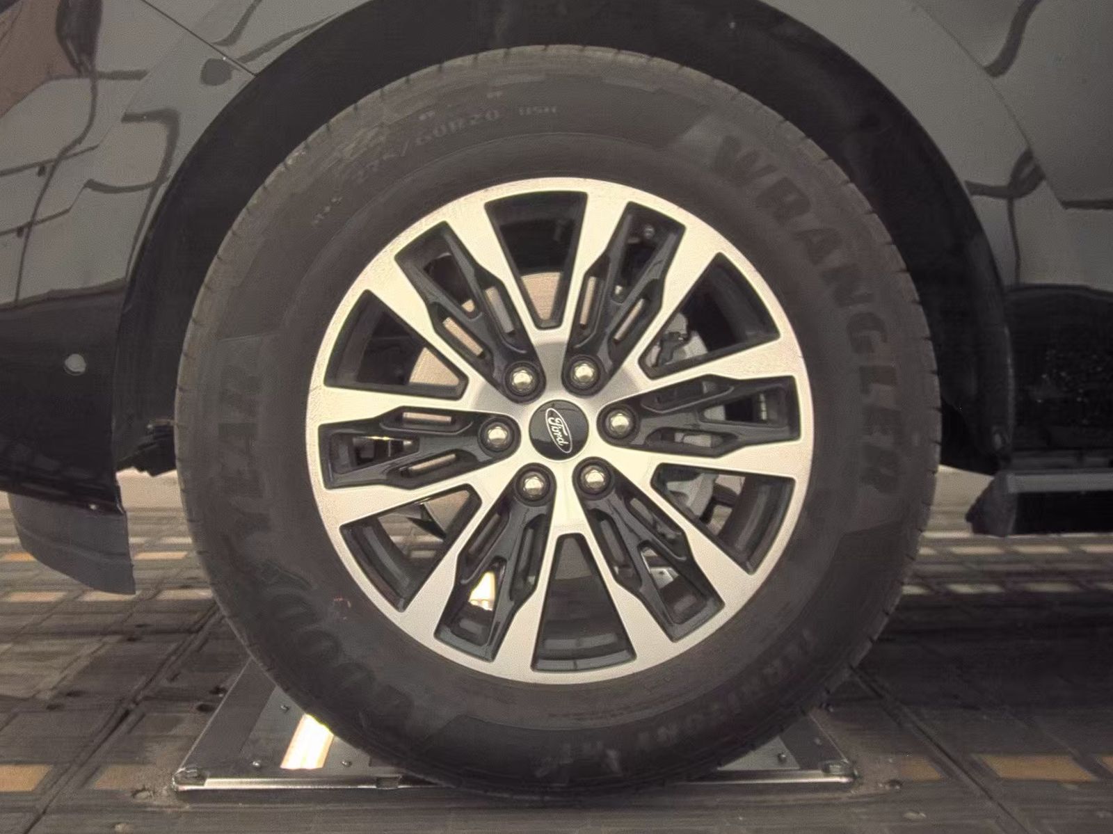 FORD EXPEDITION MAX - 10