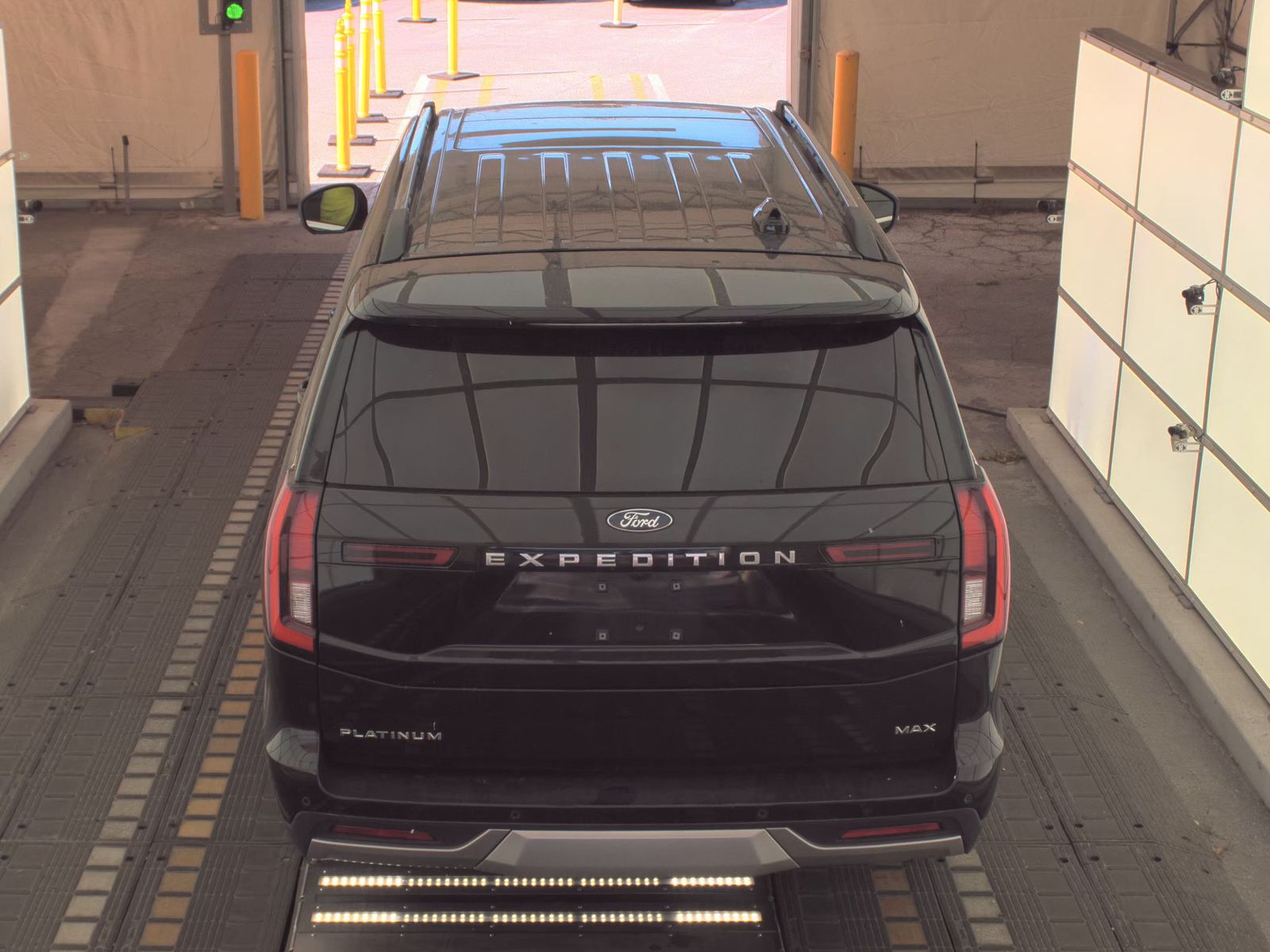 FORD EXPEDITION MAX - 7