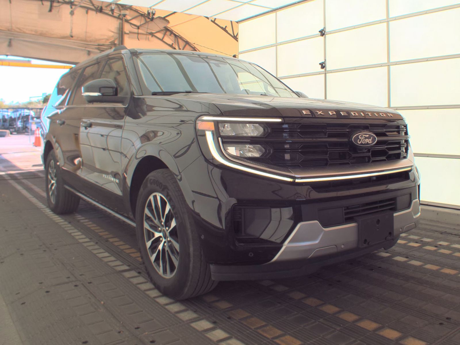 FORD EXPEDITION MAX - 5