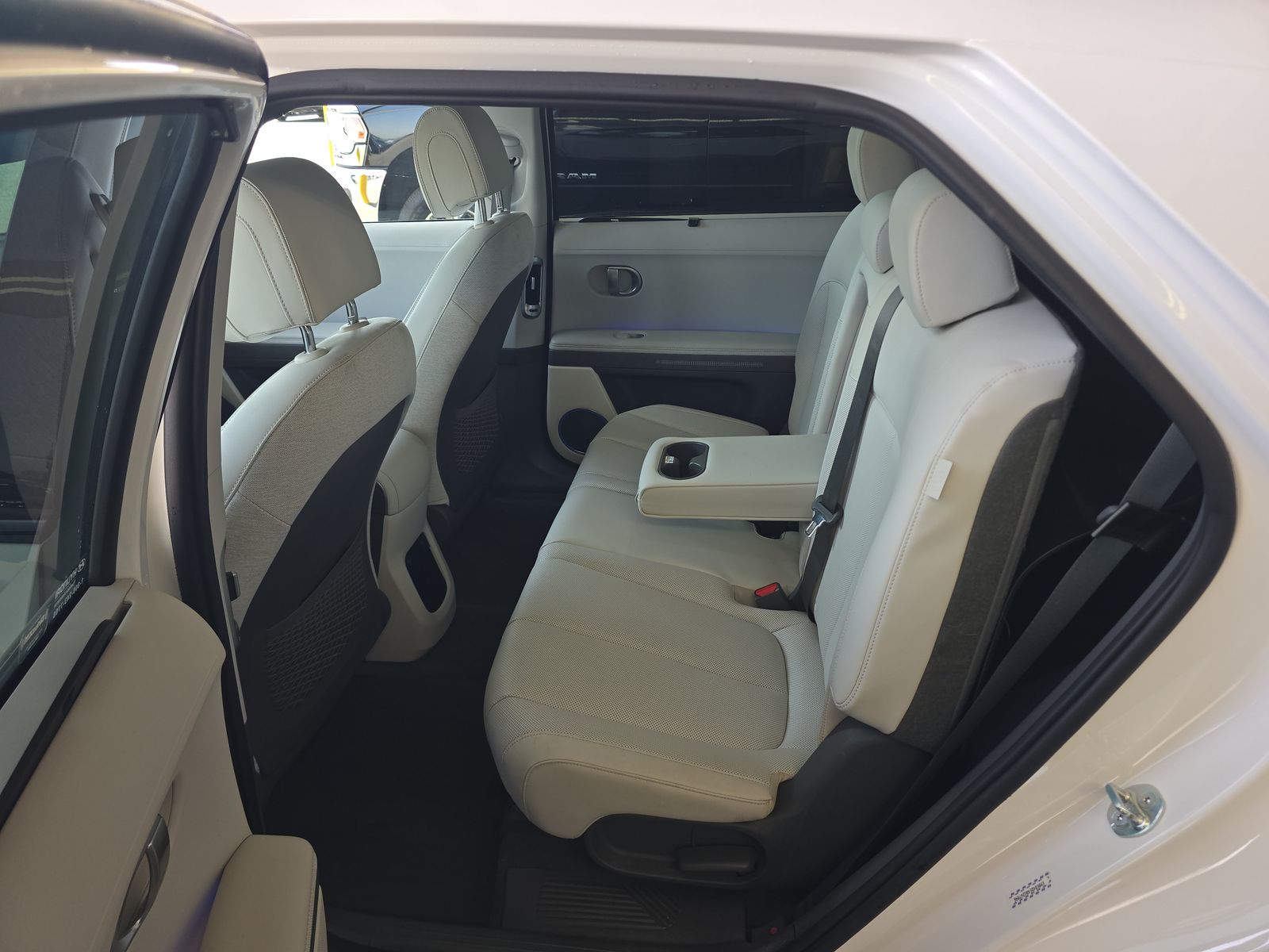 HYUNDAI LIMITED - 10