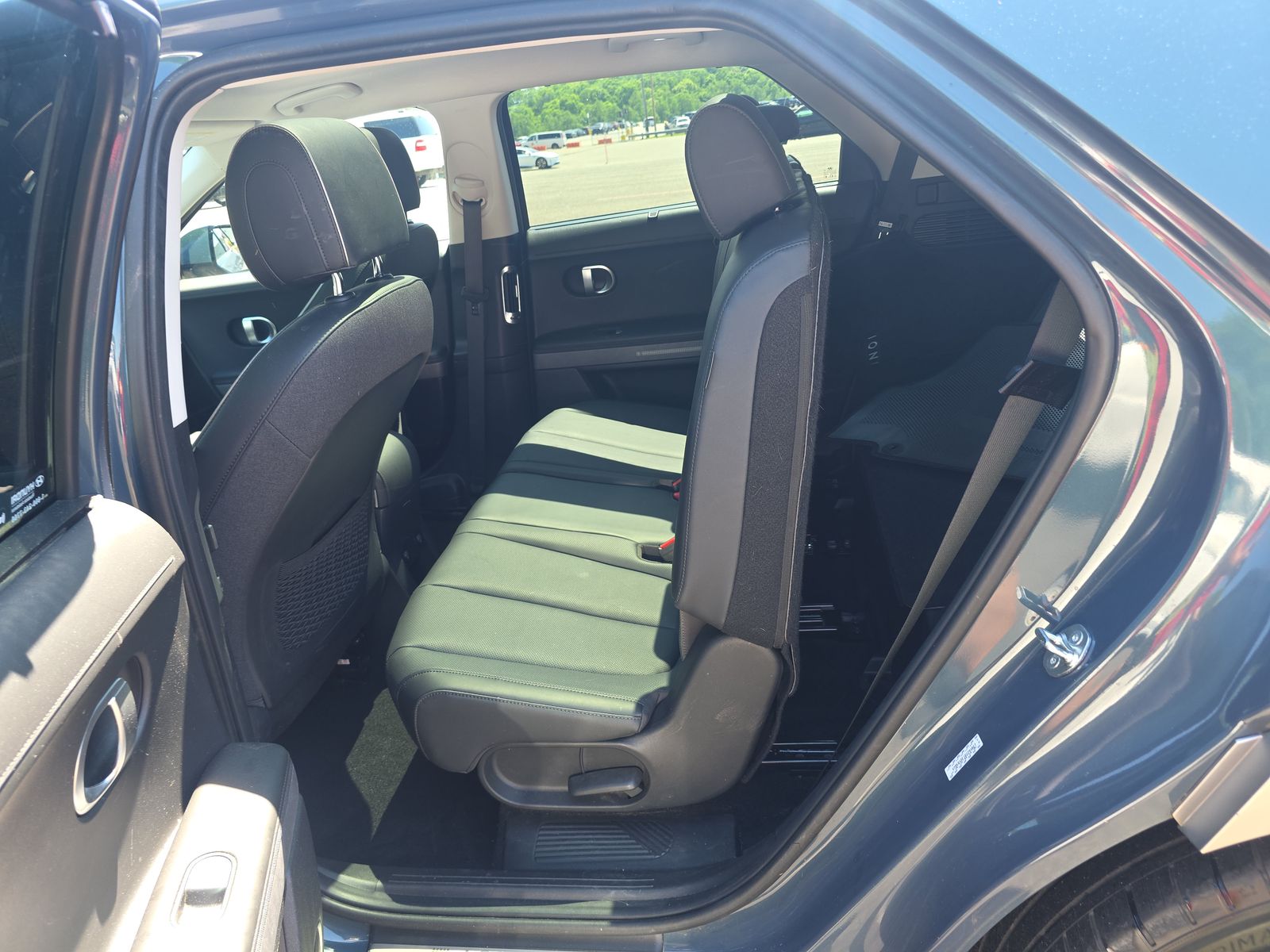 HYUNDAI LIMITED - 10