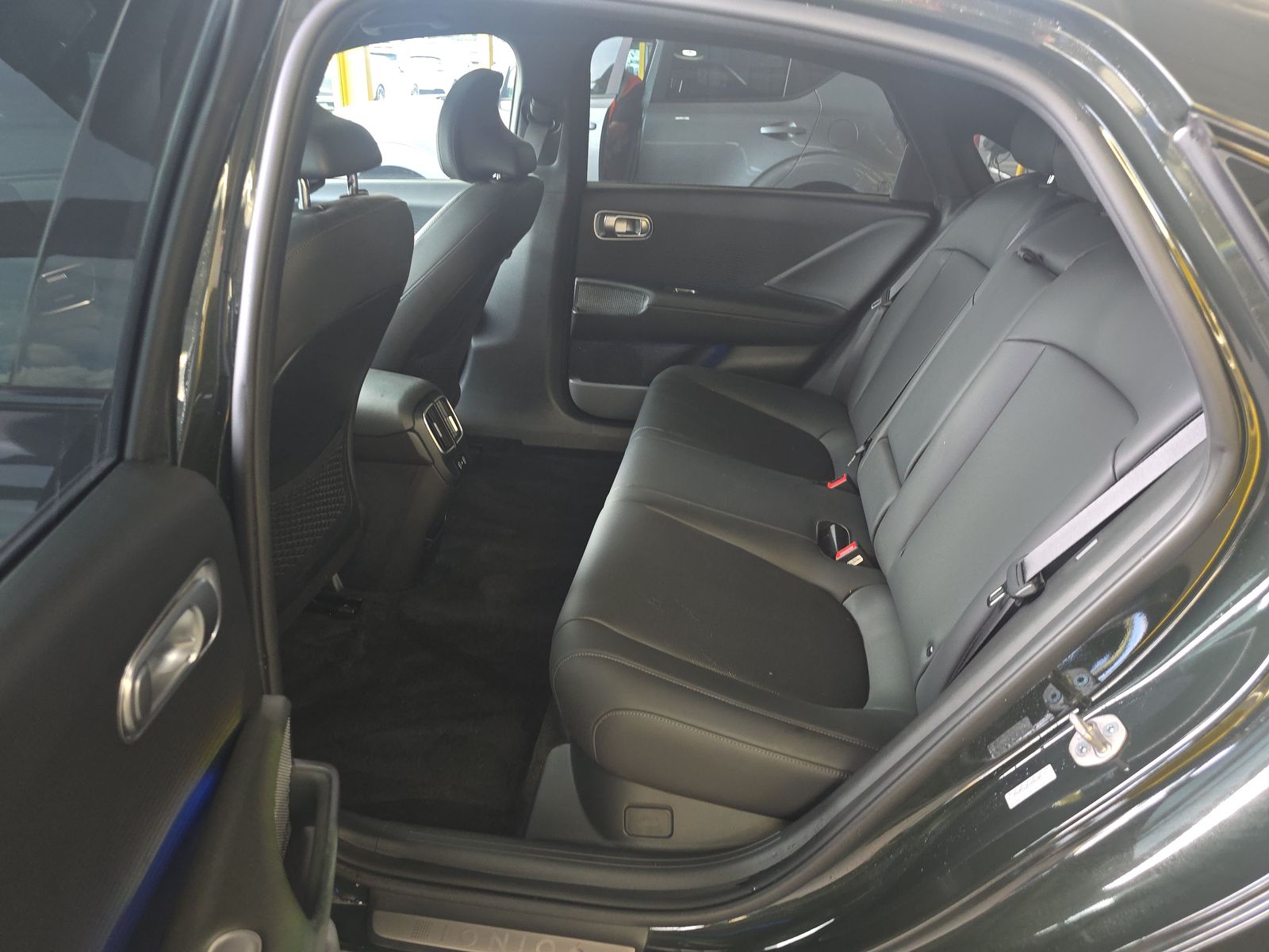 HYUNDAI LIMITED - 10