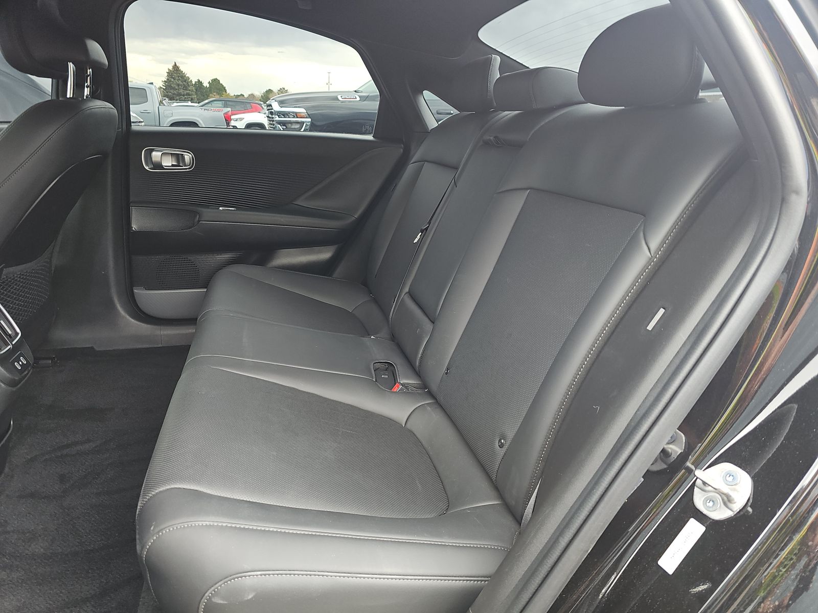 HYUNDAI LIMITED - 10