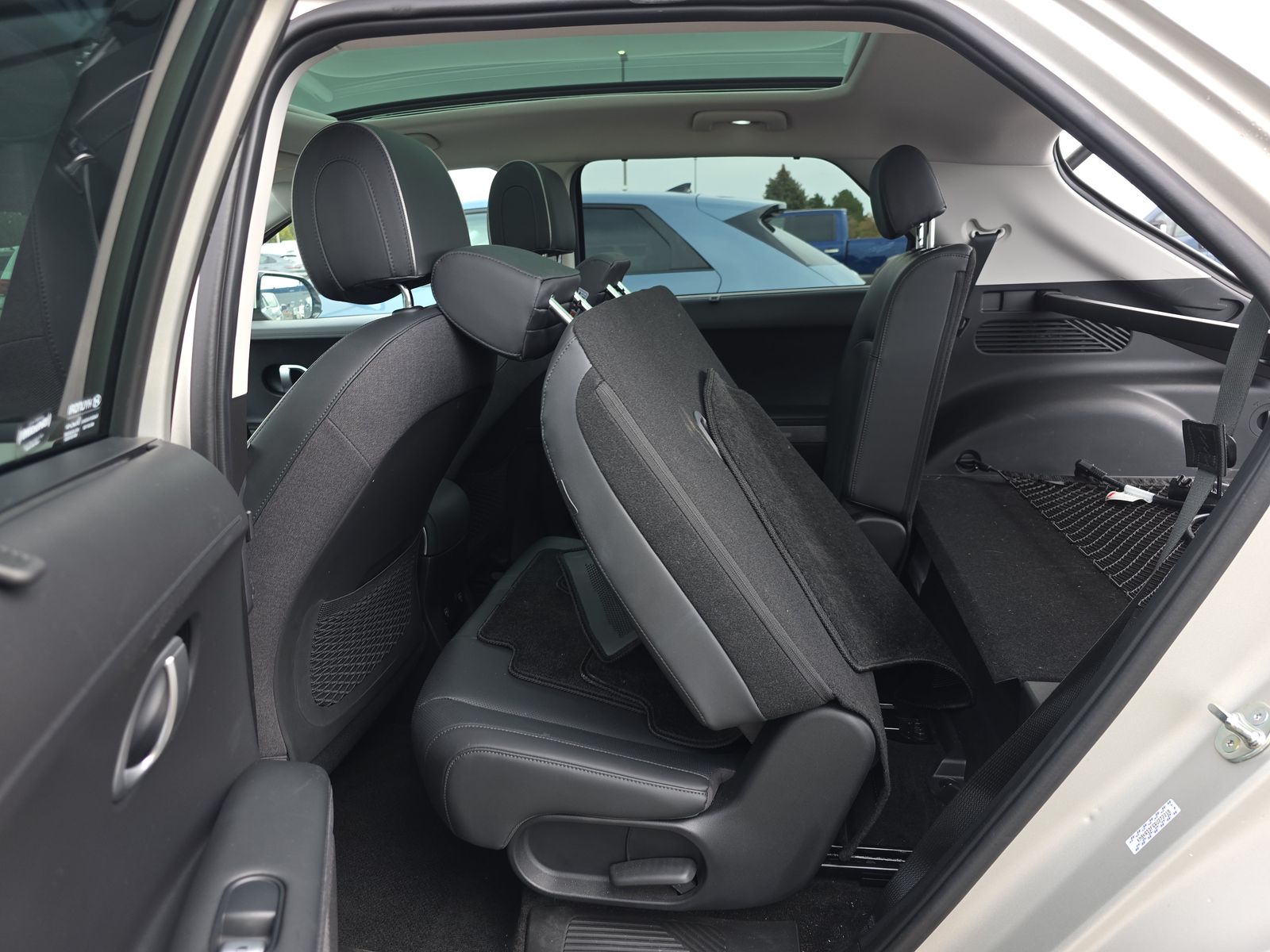 HYUNDAI LIMITED - 10