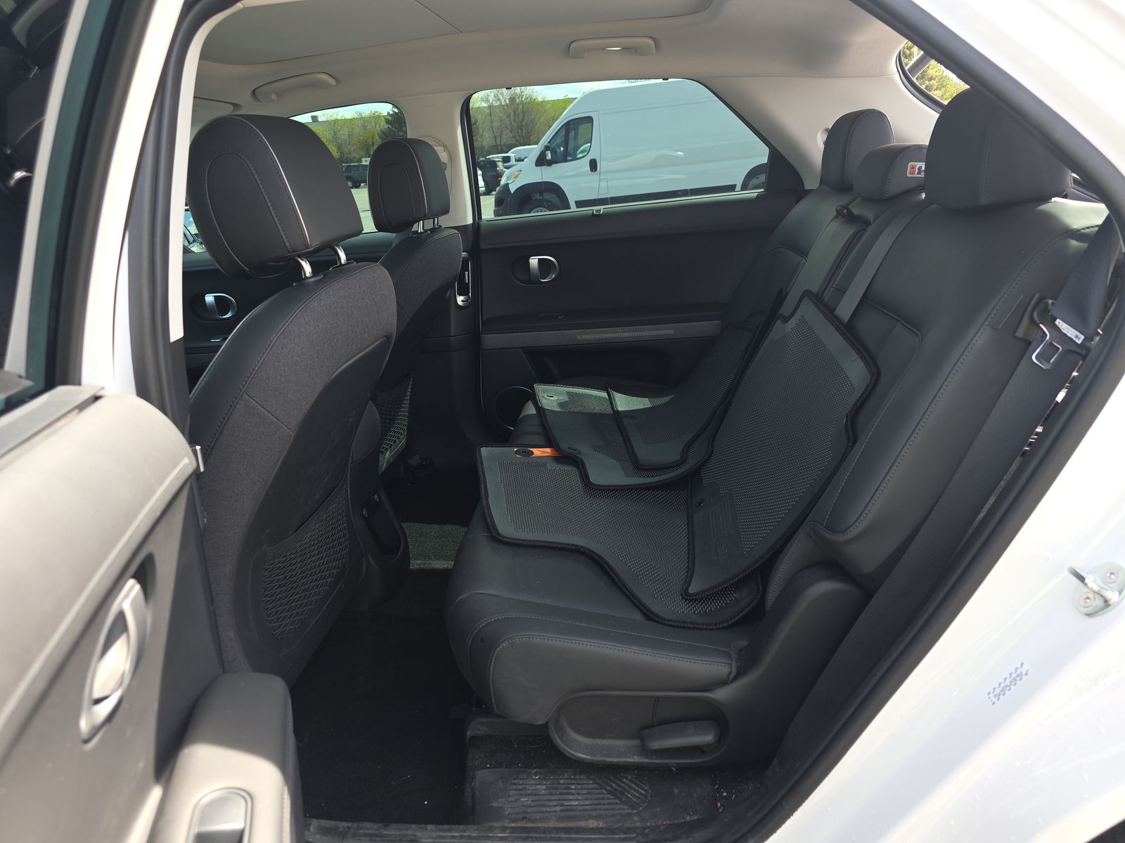 HYUNDAI LIMITED - 10