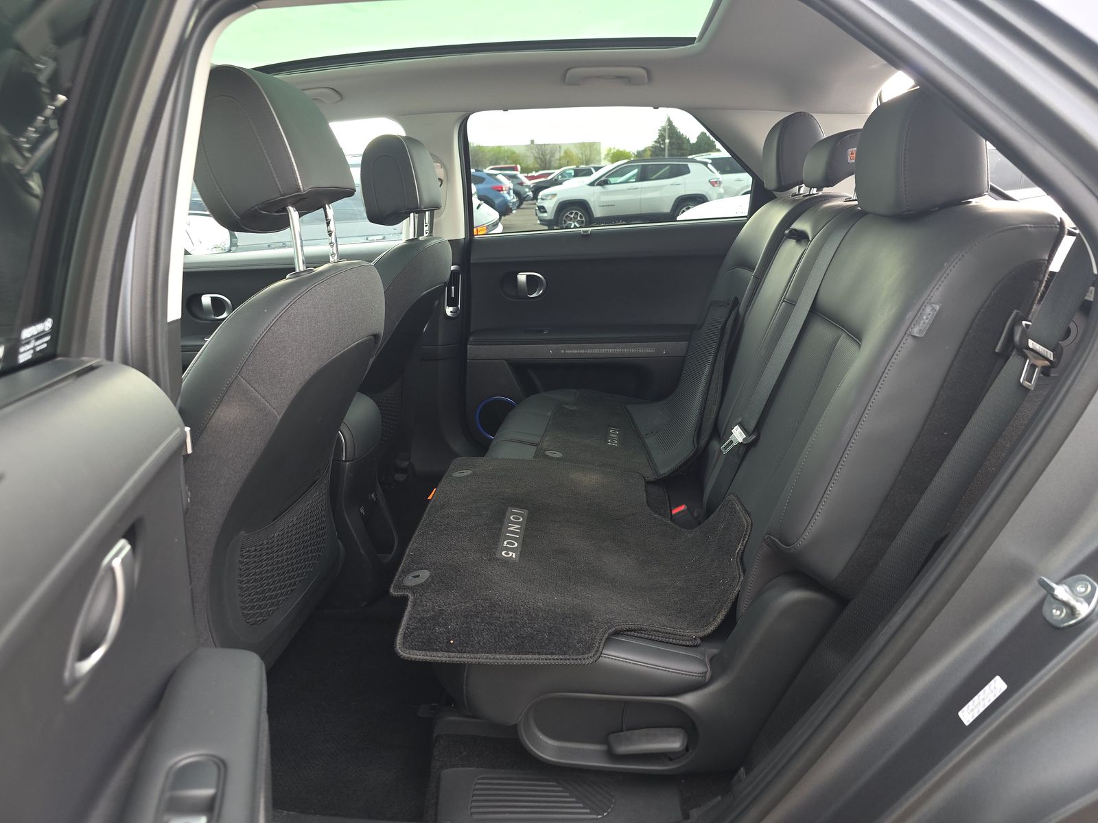 HYUNDAI LIMITED - 10