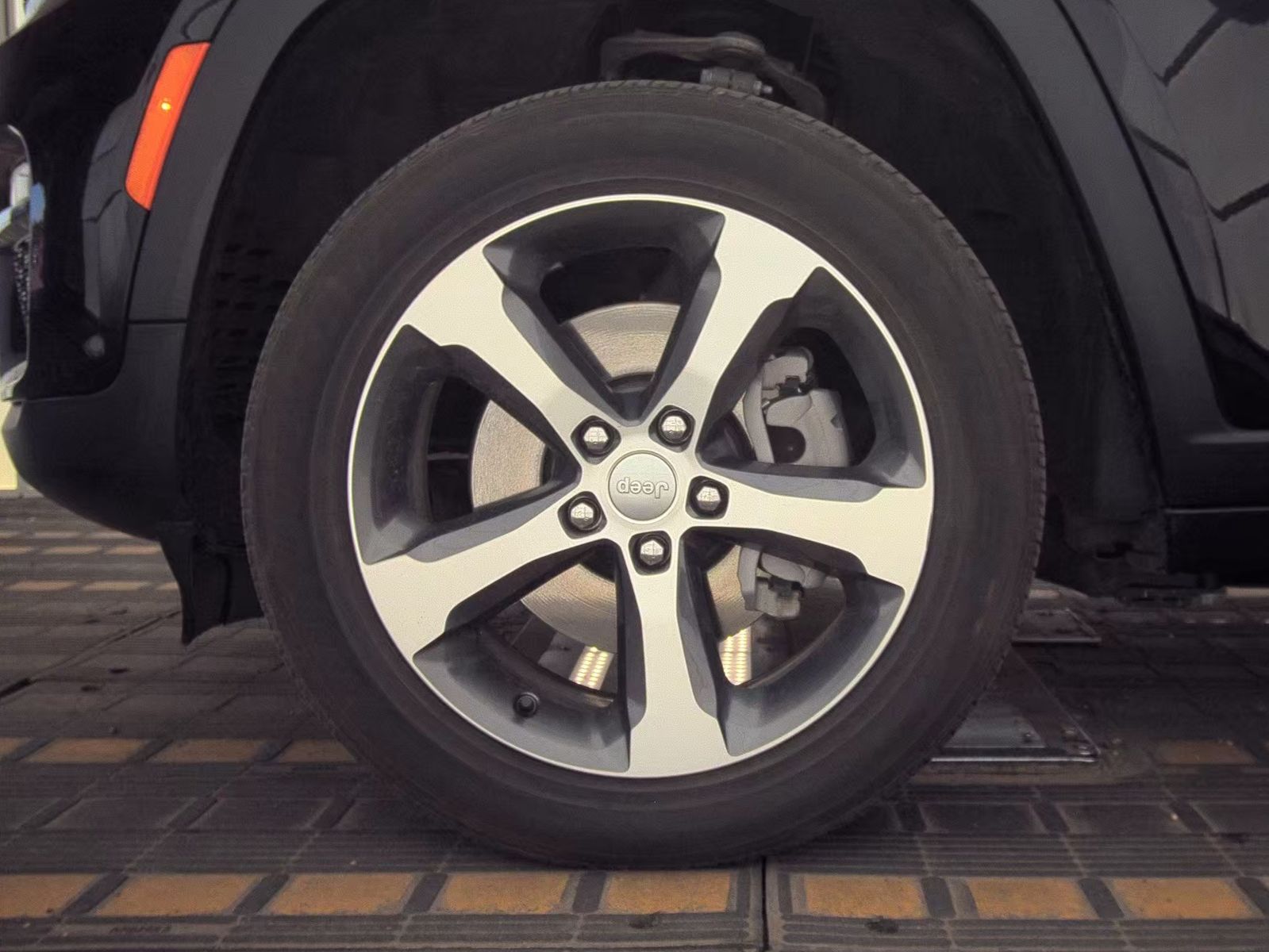 JEEP ANNIVERSRY - 10