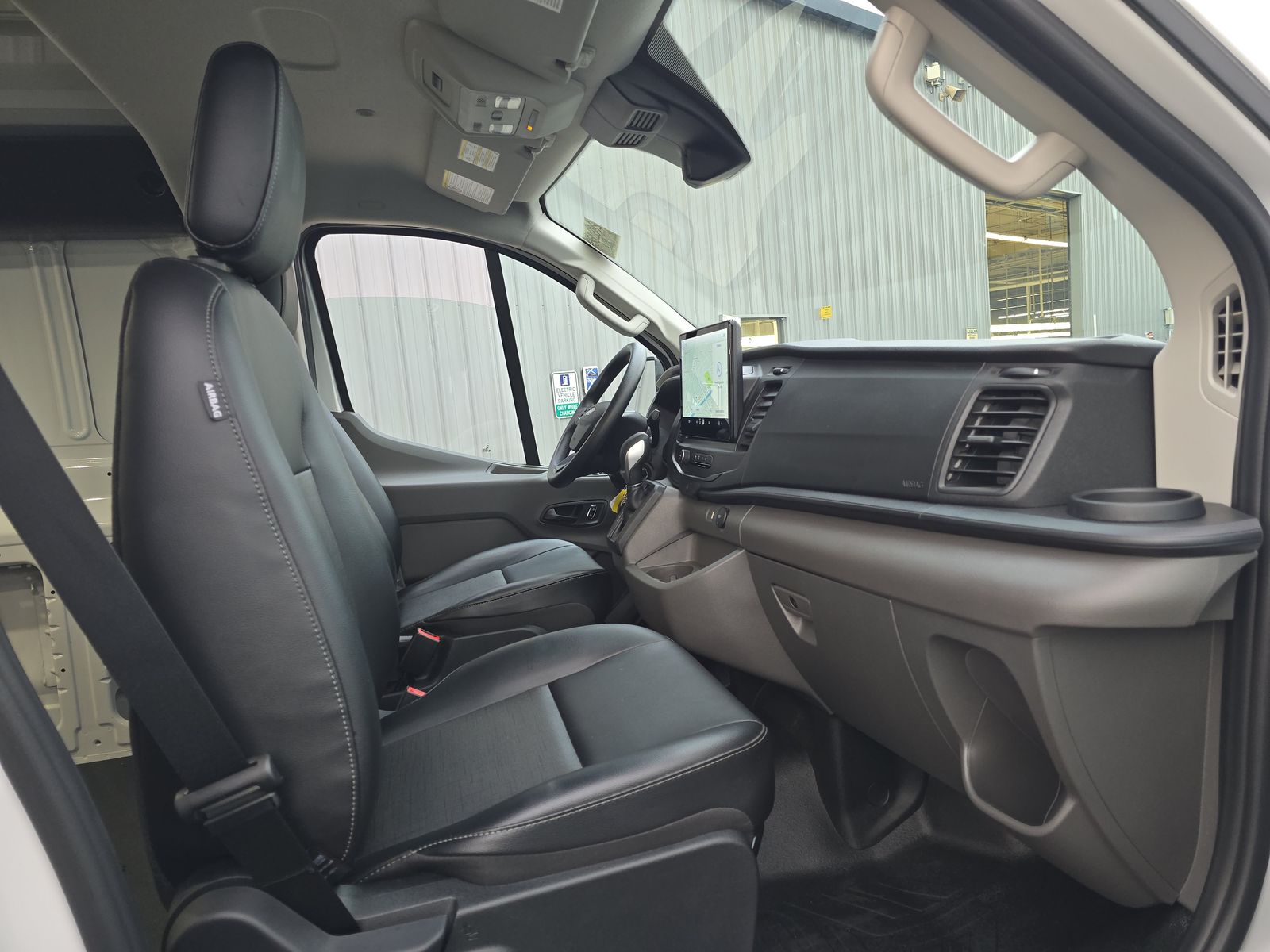 FORD TRANSIT 150 - 9