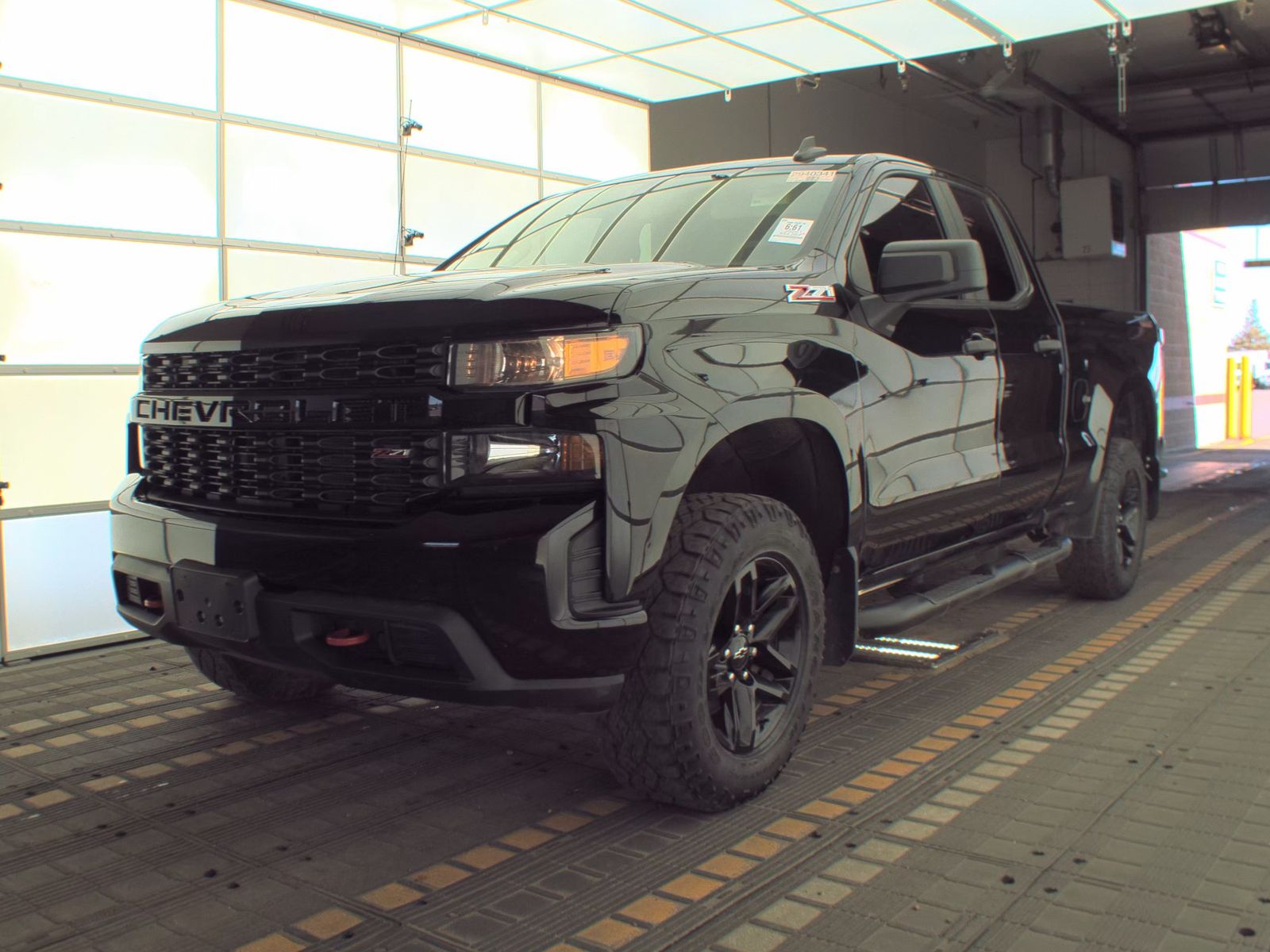 CHEVROLET SILVERADO - 1