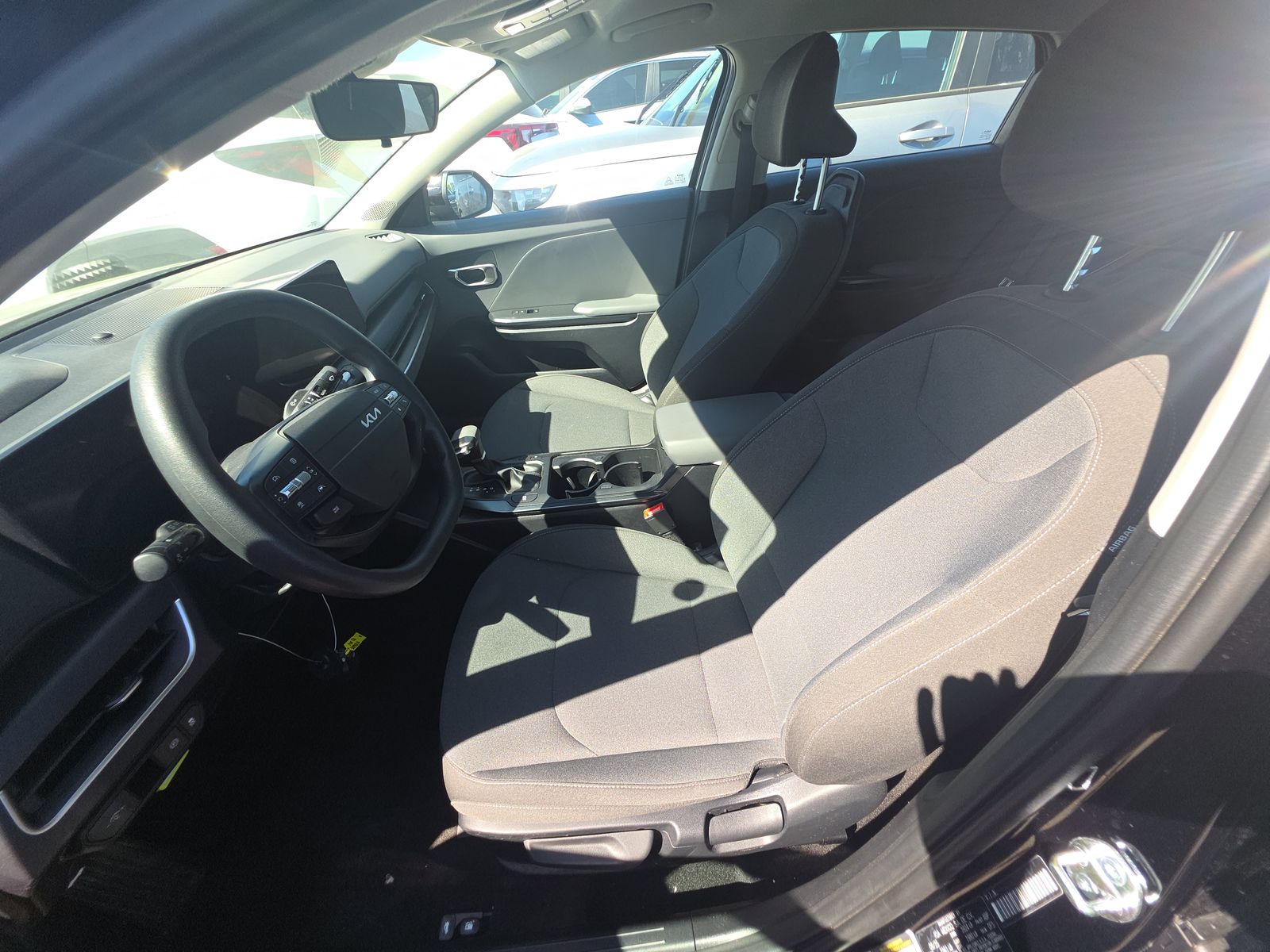 KIA LXS - 6