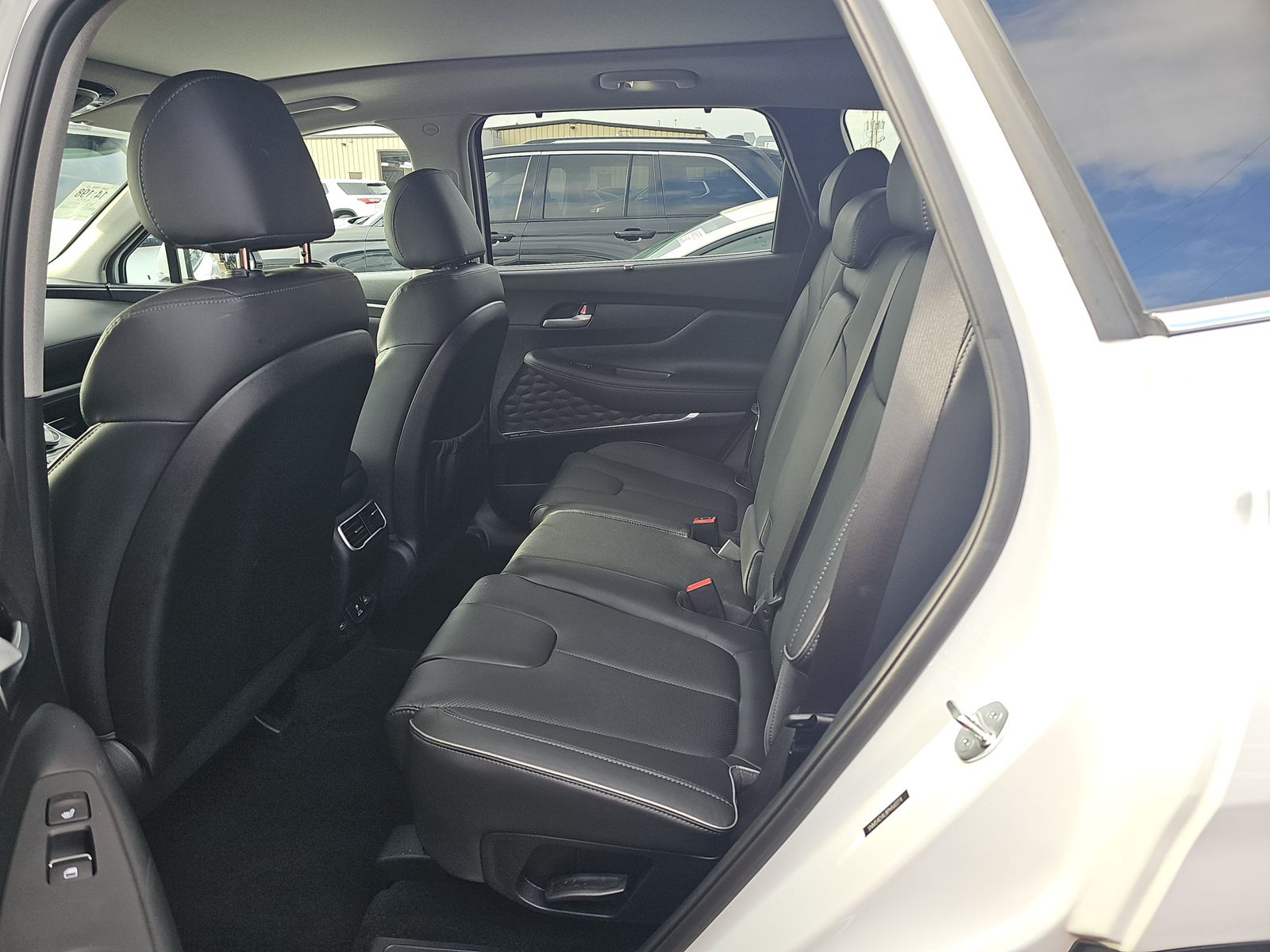 HYUNDAI LIMITED - 10