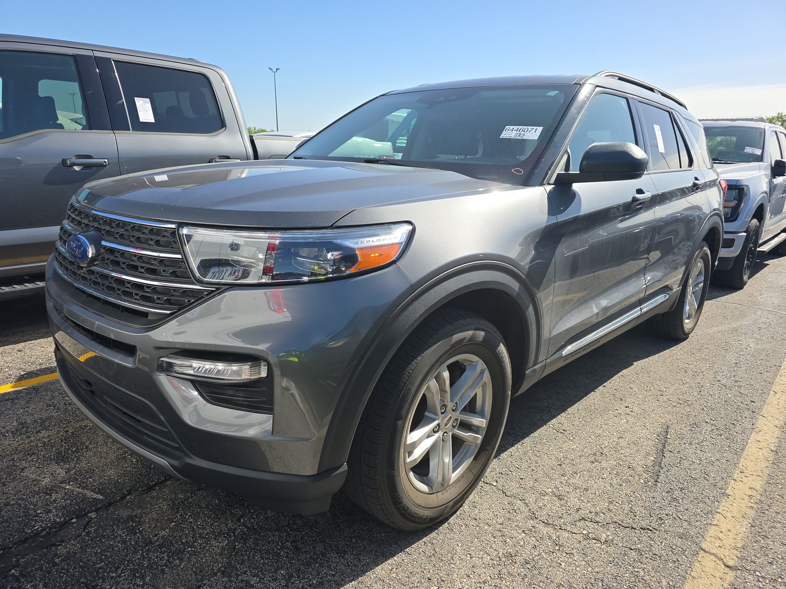FORD EXPLORER - 1