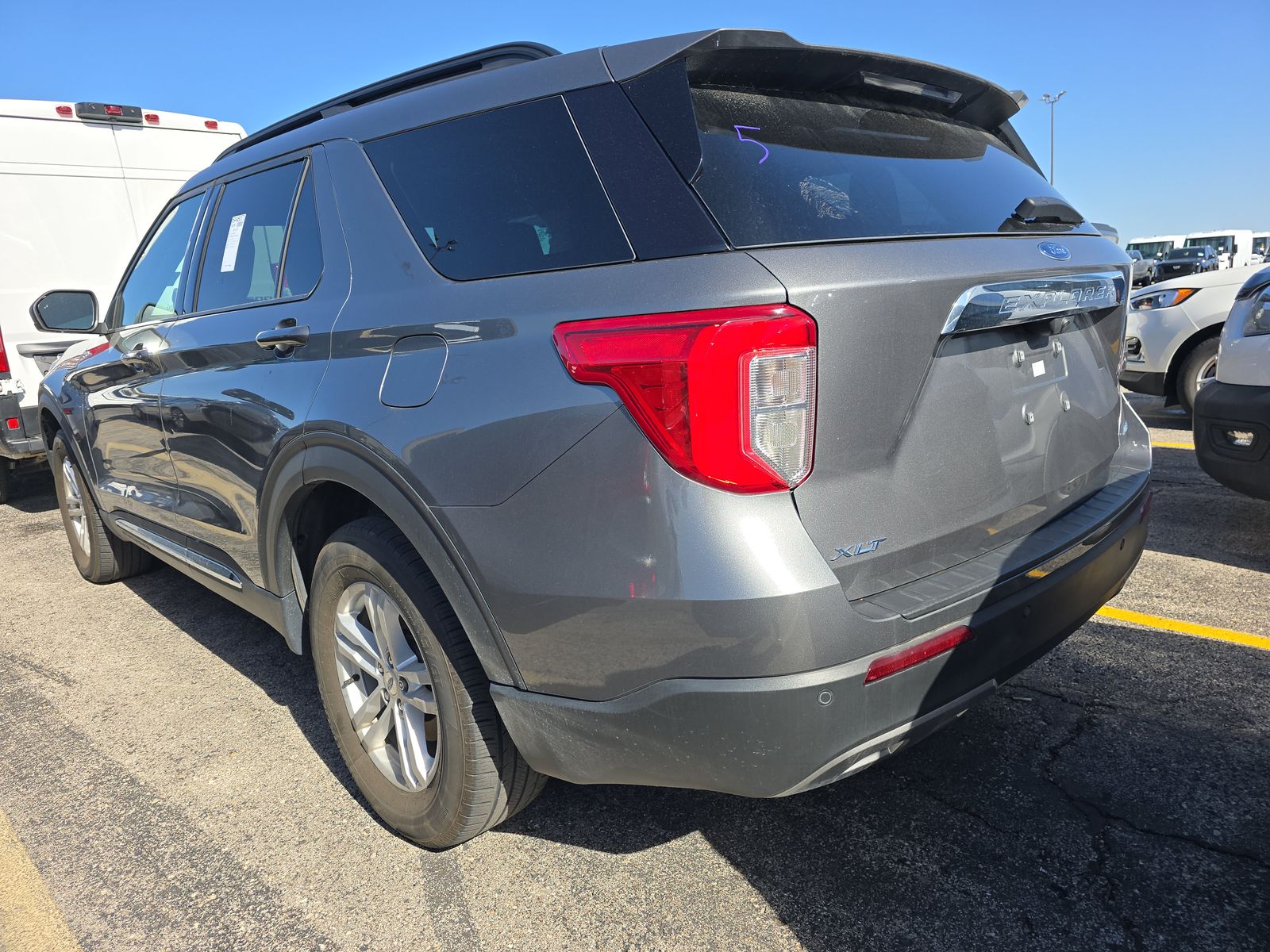 FORD EXPLORER - 7