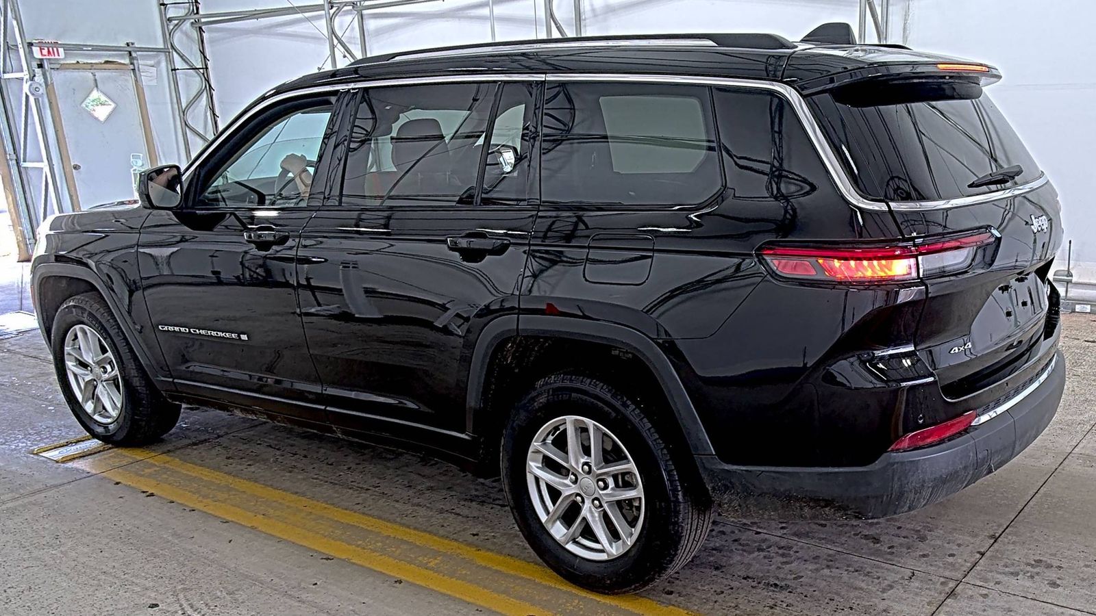 JEEP LAREDO - 7