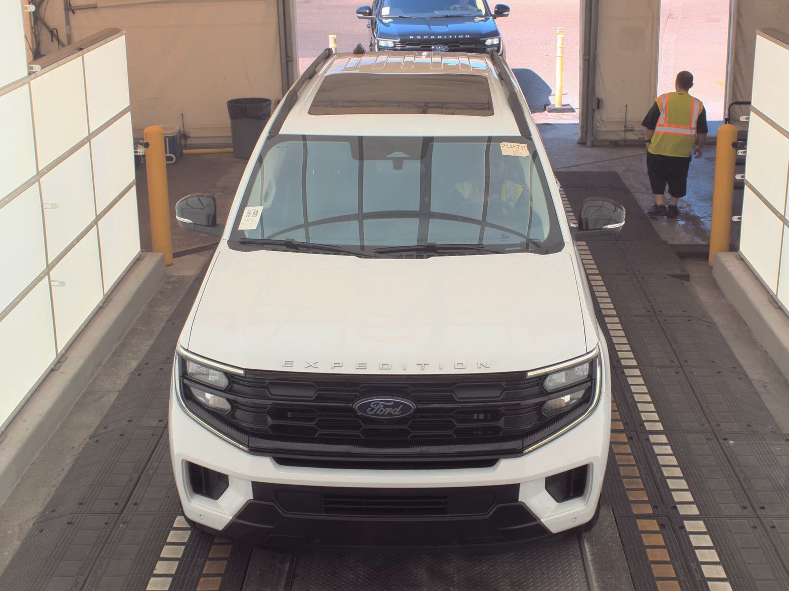 FORD EXPEDITION MAX - 3