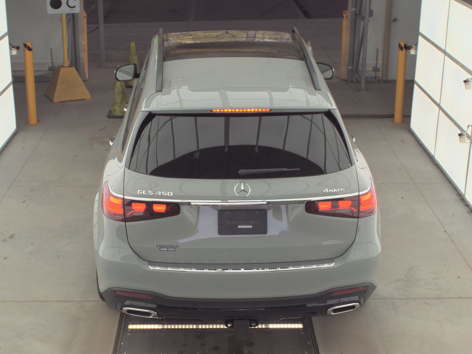 MERCEDES-BENZ GLS - 7