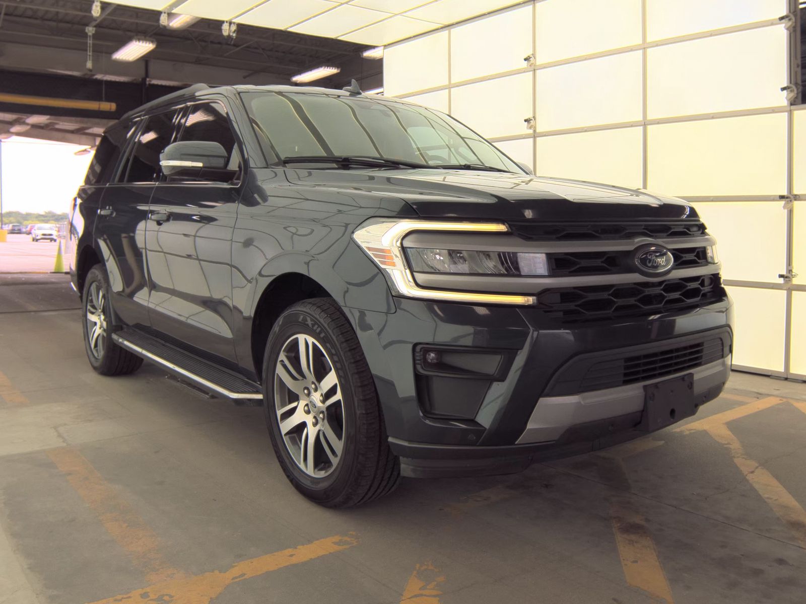 FORD EXPEDITION - 5