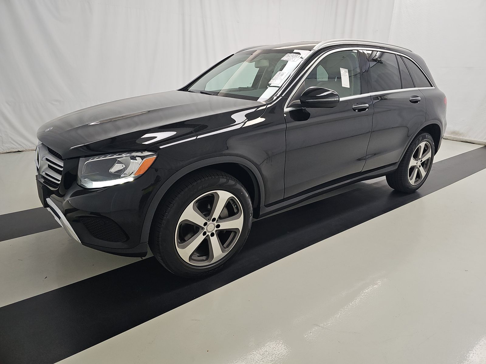 MERCEDES-BENZ GLC - 1