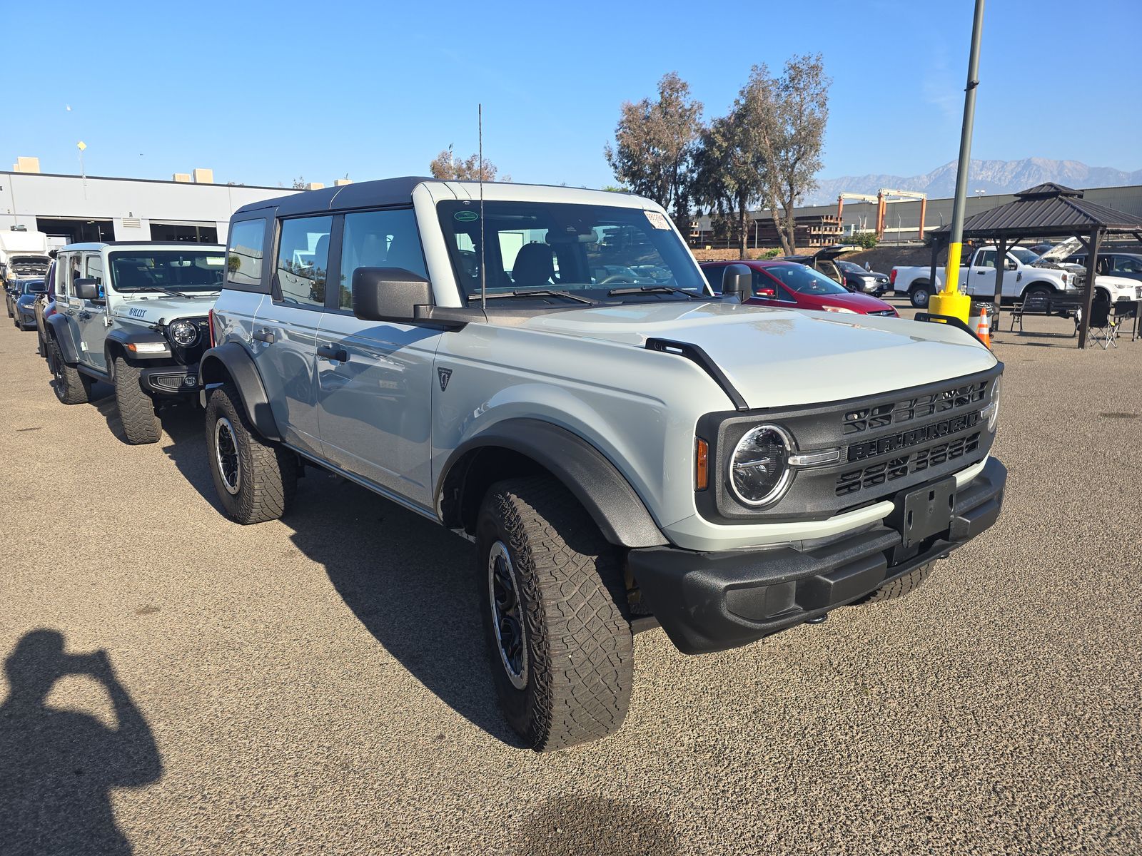 FORD BRONCO - 4