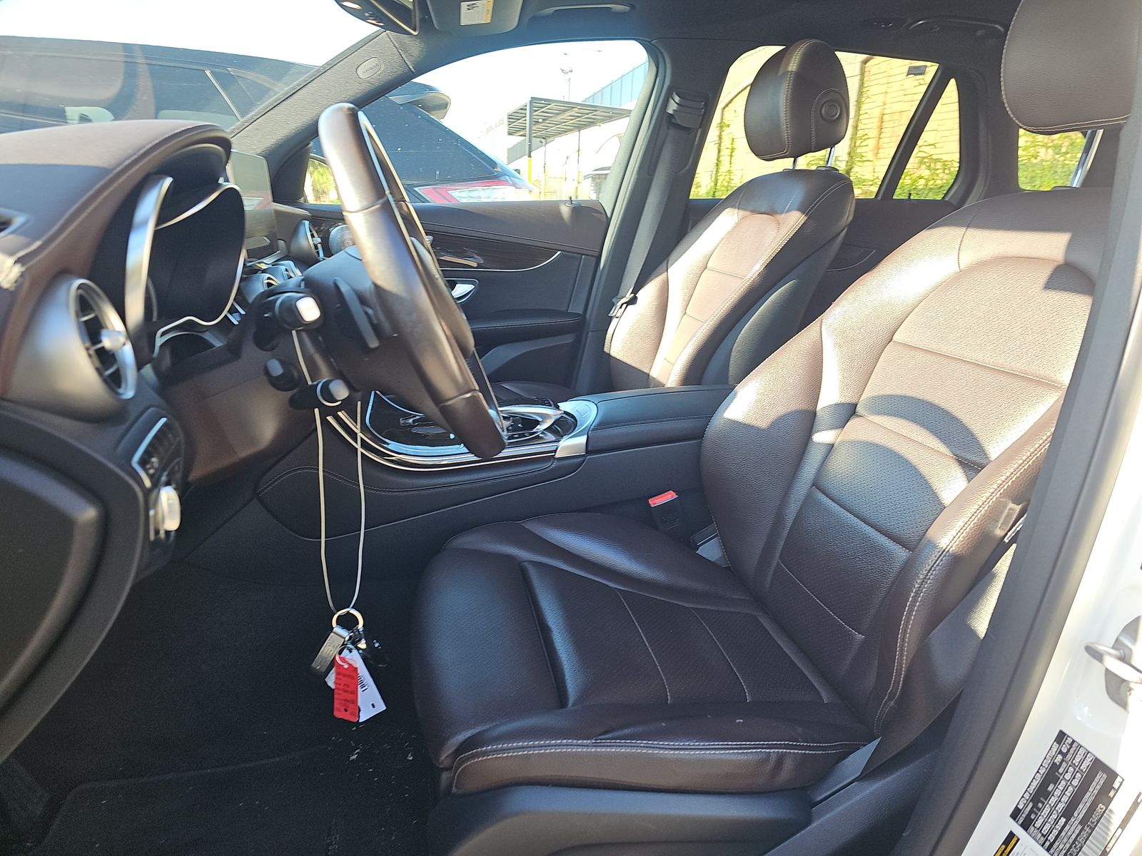 MERCEDES-BENZ GLC - 8