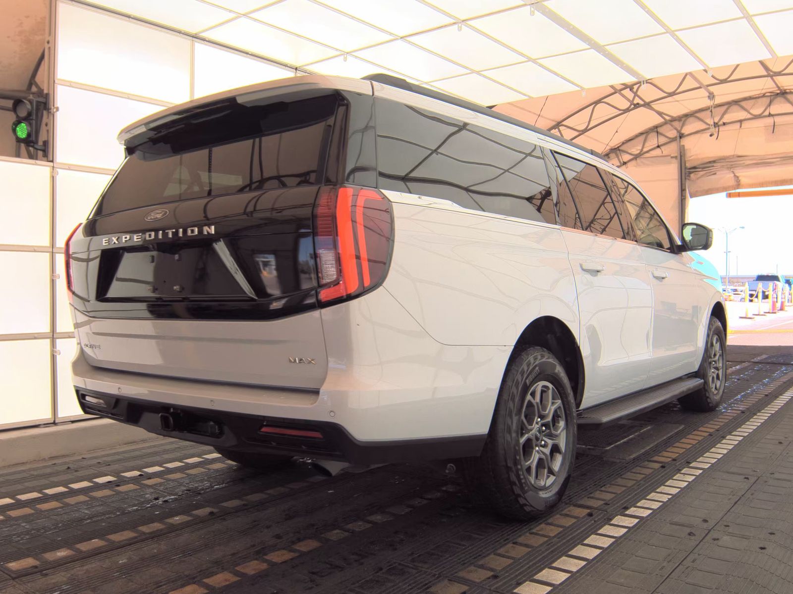 FORD EXPEDITION MAX - 6