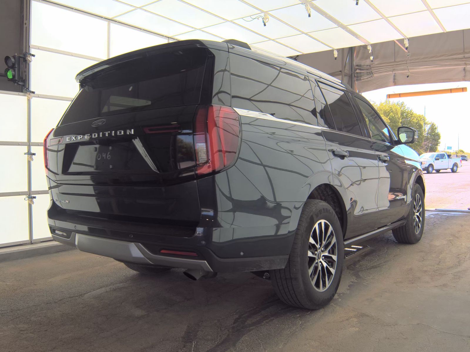 FORD EXPEDITION - 6