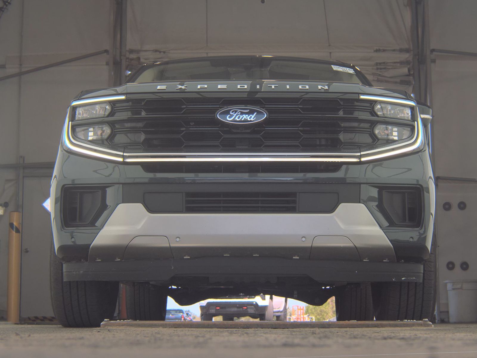 FORD EXPEDITION - 4