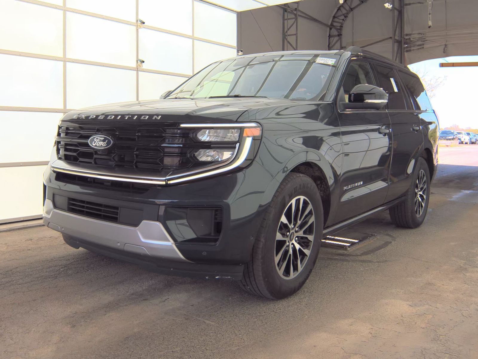 FORD EXPEDITION - 1